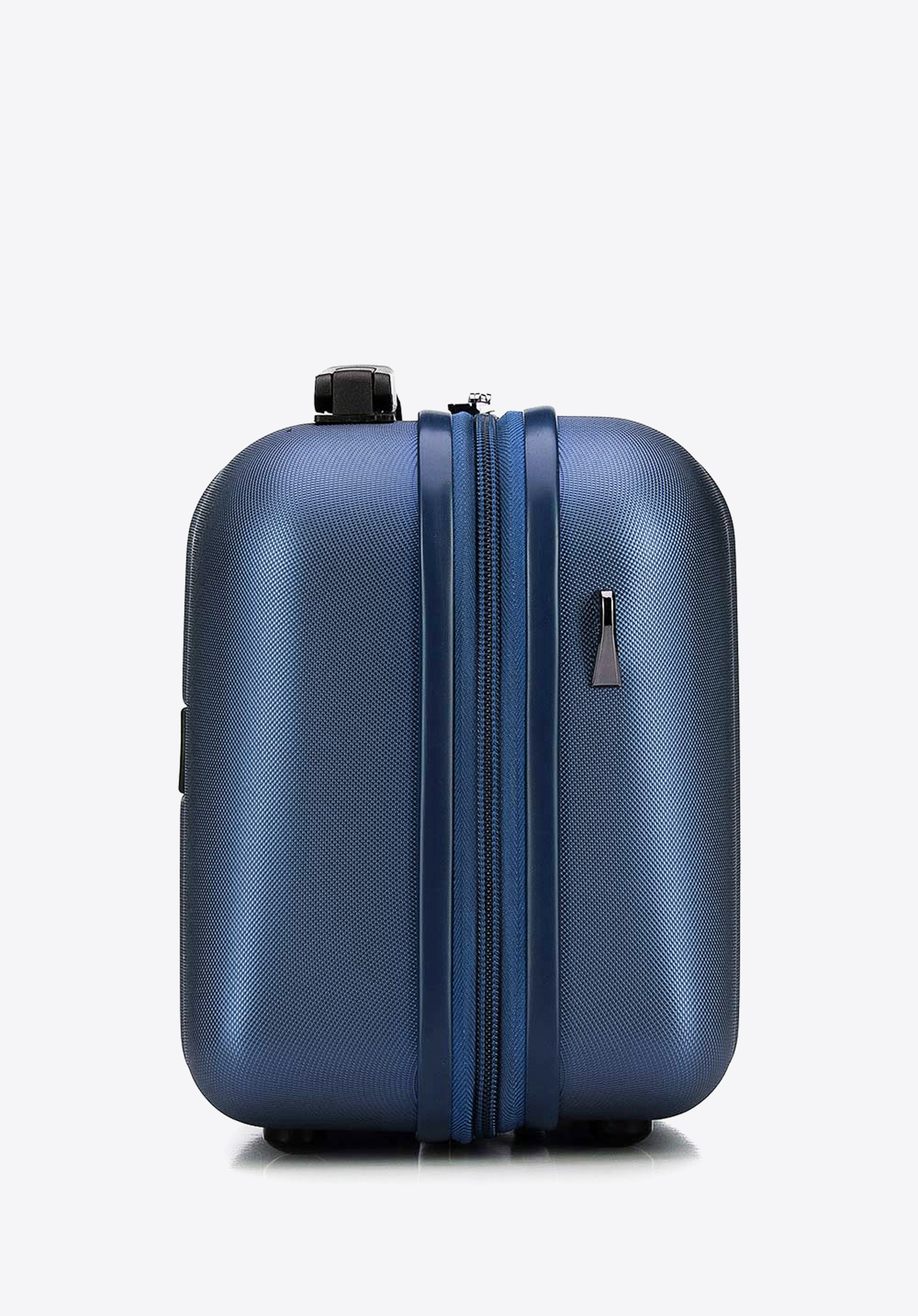 Walizka kabinowa z polikarbonu fakturowana