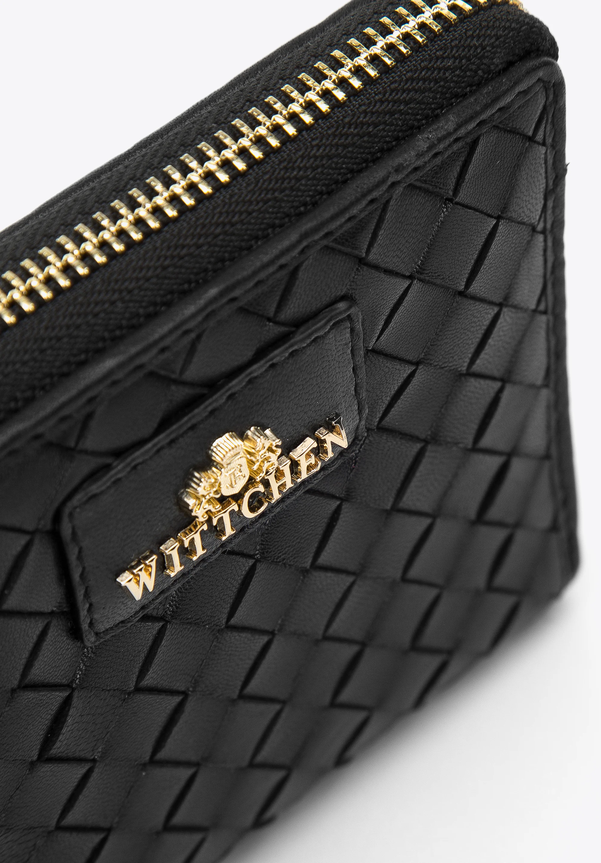 Damski portfel ze skórzanej plecionki mały