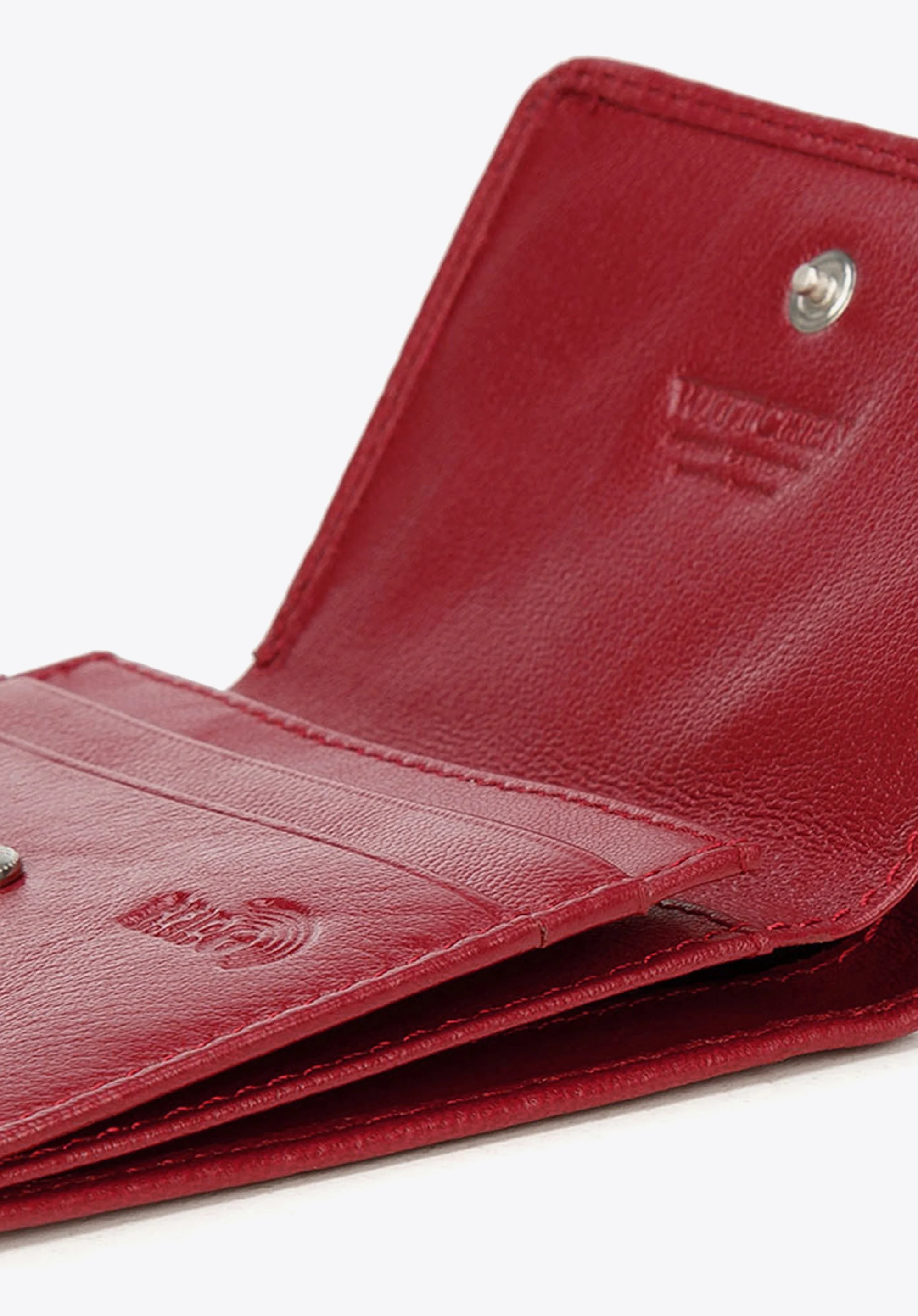 Damski portfelik ze skóry kwadratowy