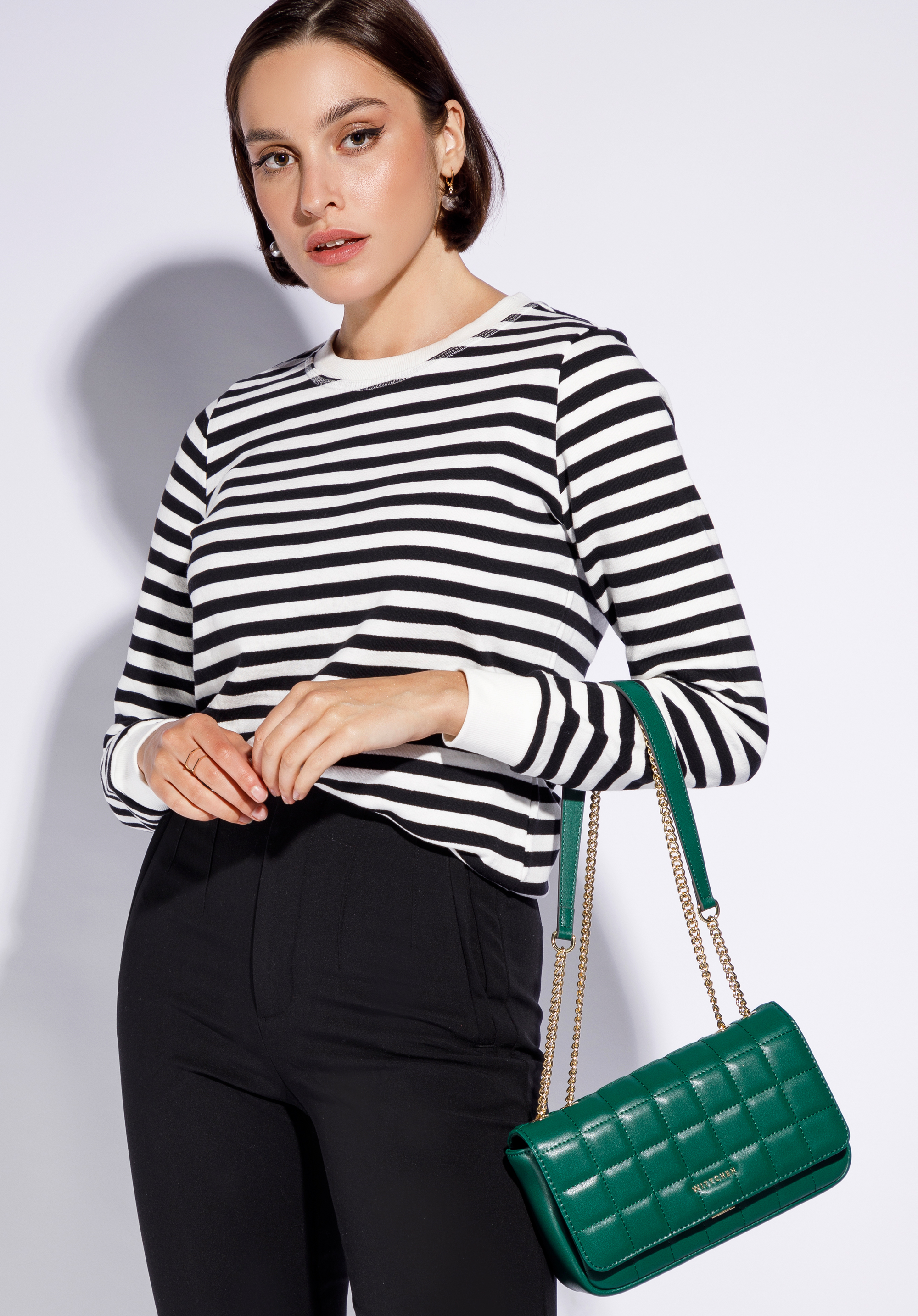 Damska torebka z pikowanej skóry podłużna