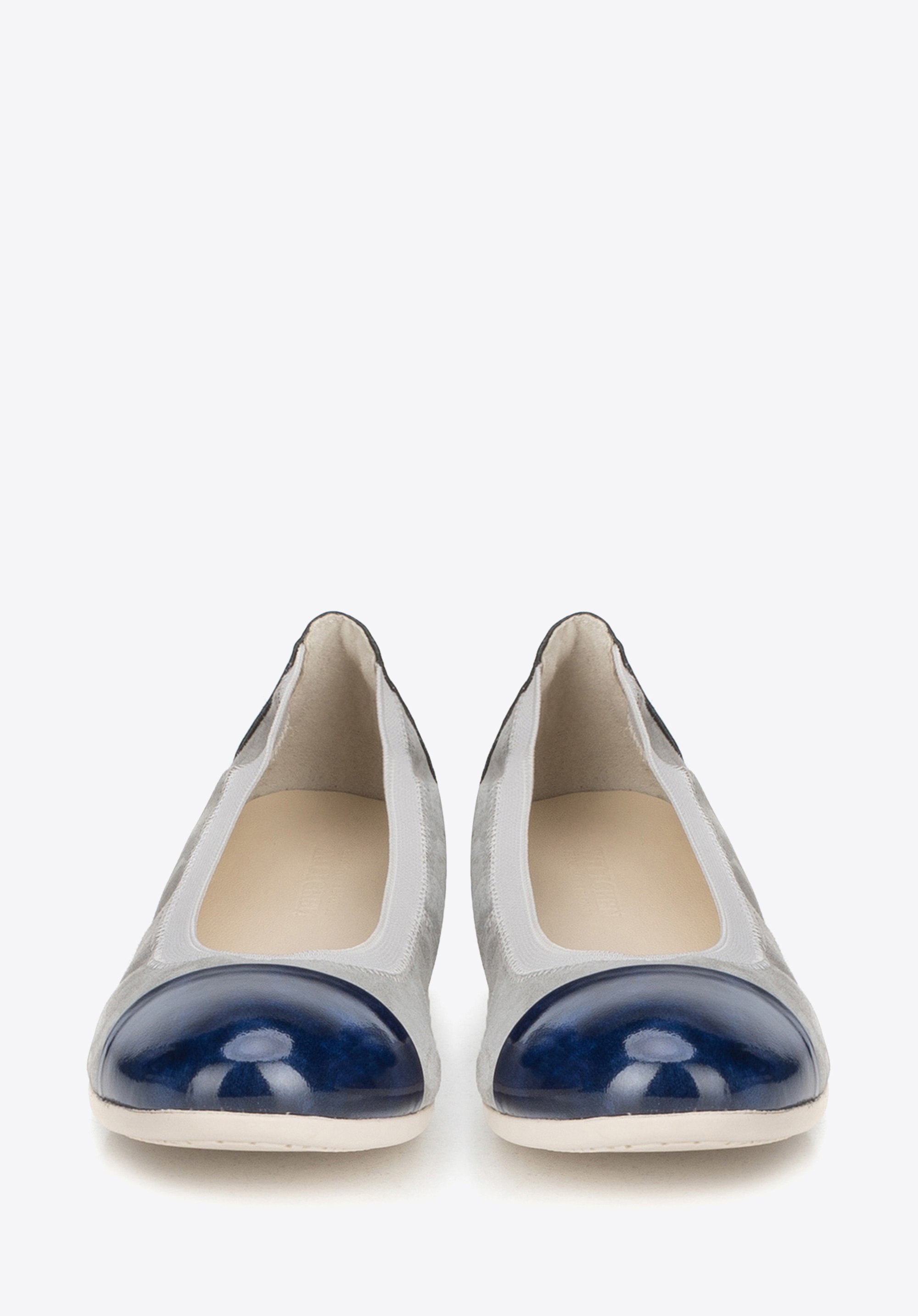 Baleriny zamszowe ze ściągaczem