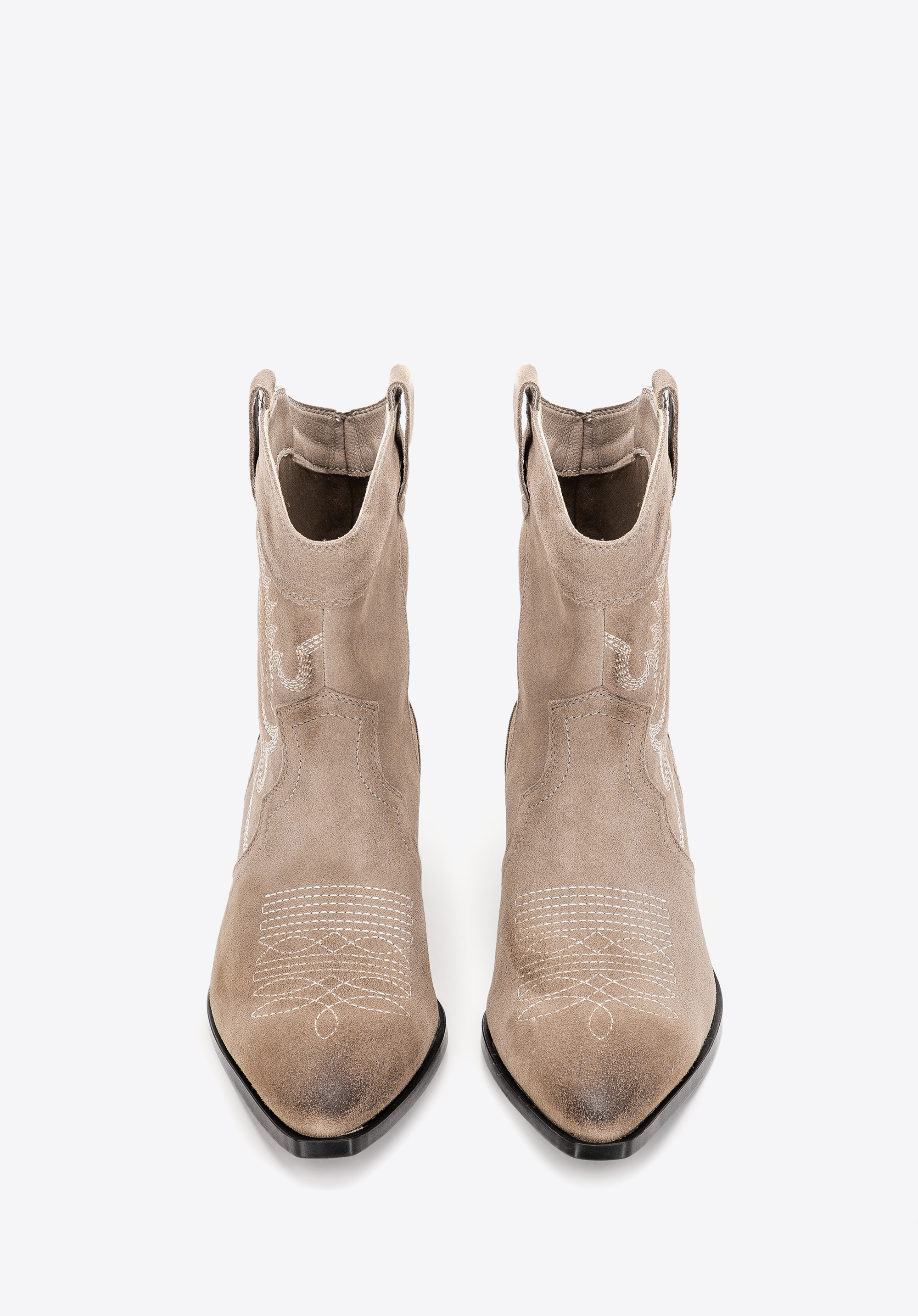 Damskie kowbojki zamszowe z haftem krótkie