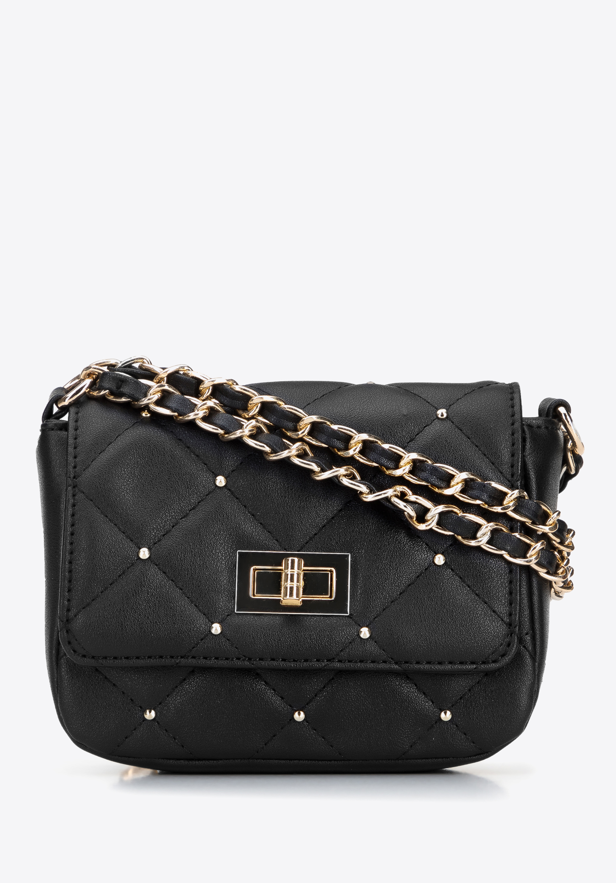 Minitorebka z pikowanej ekoskóry z nitami na łańcuszku