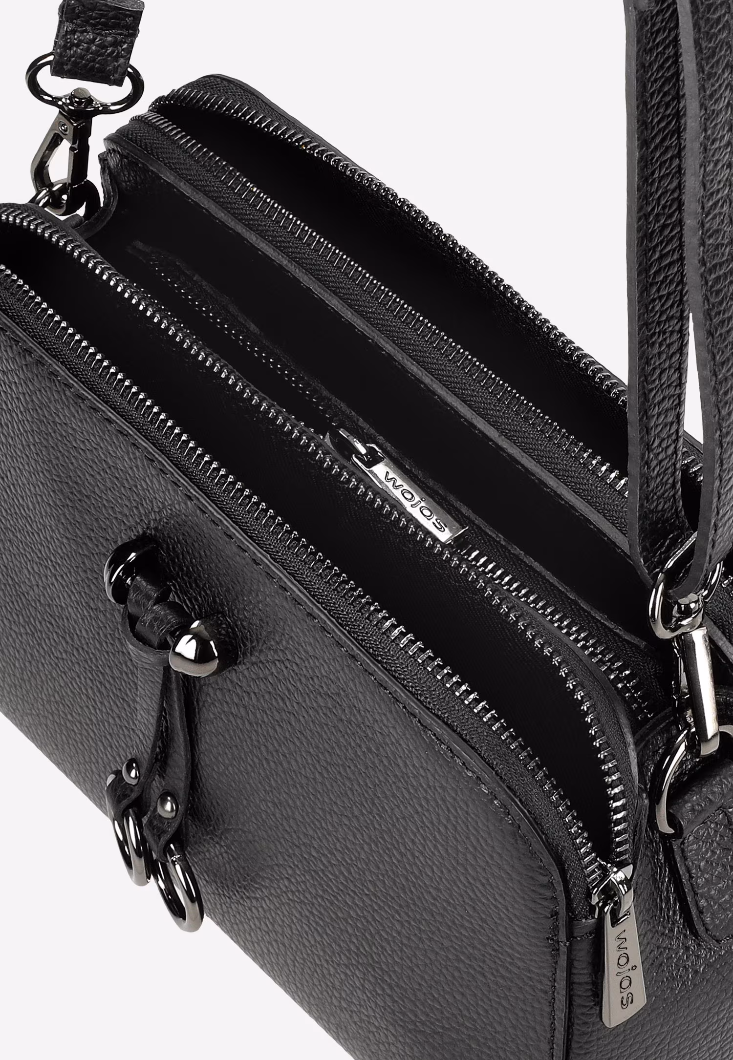 Niewielka czarna torebka damska ze skóry licowej