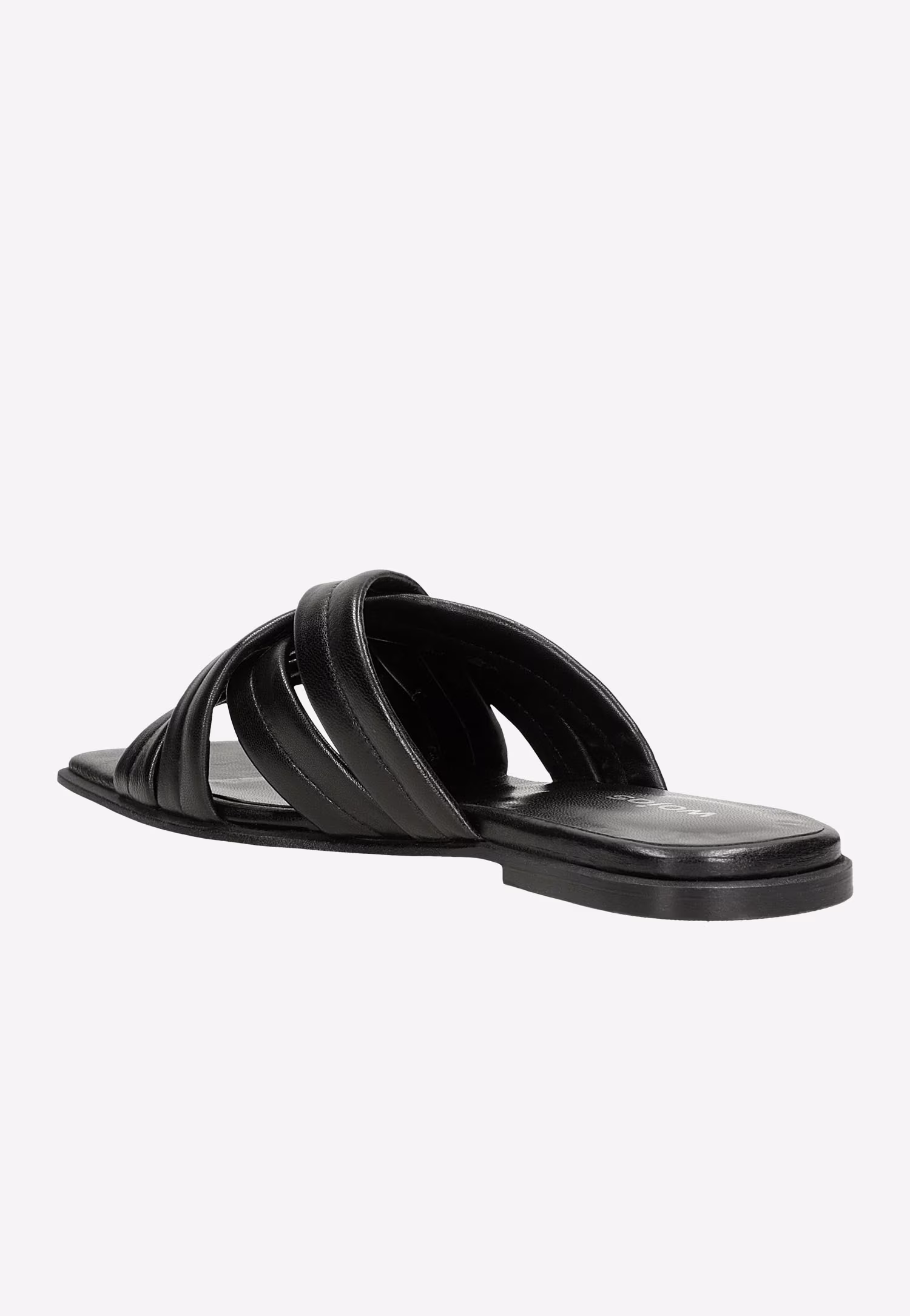 Czarne skórzane klapki damskie z przeplatanymi paskami