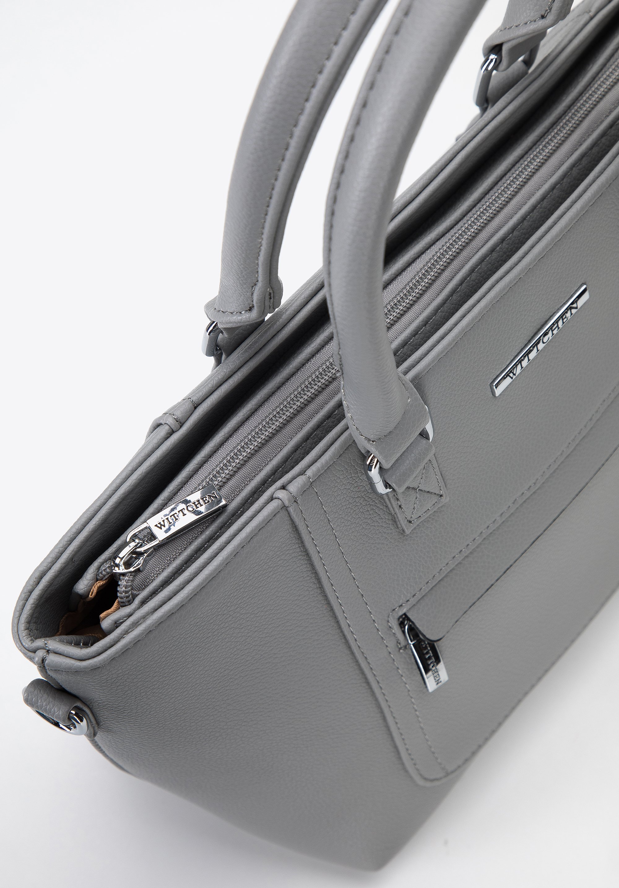 Torebka kuferek z płaską kieszenią z przodu