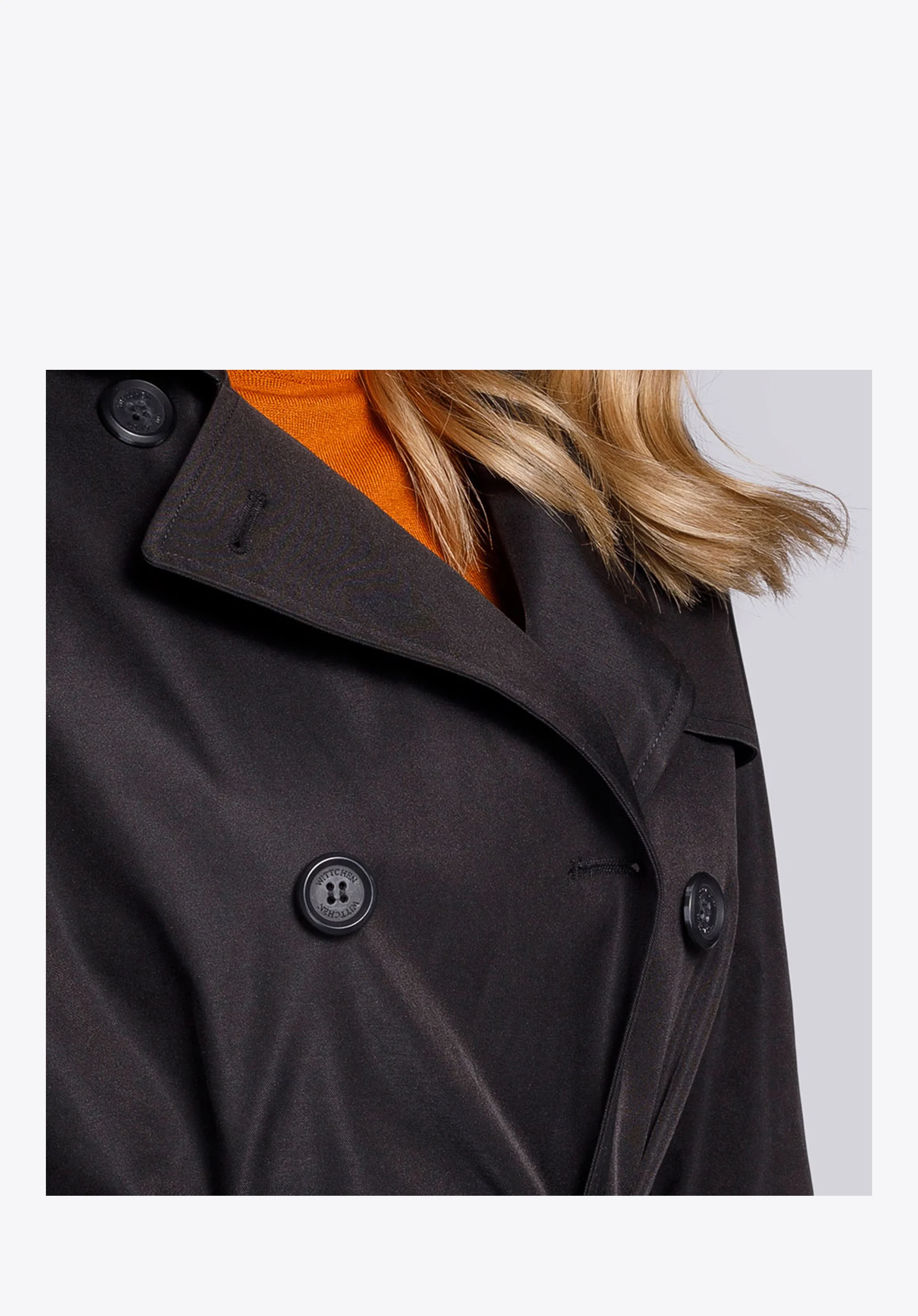 Damski trencz dwurzędowy