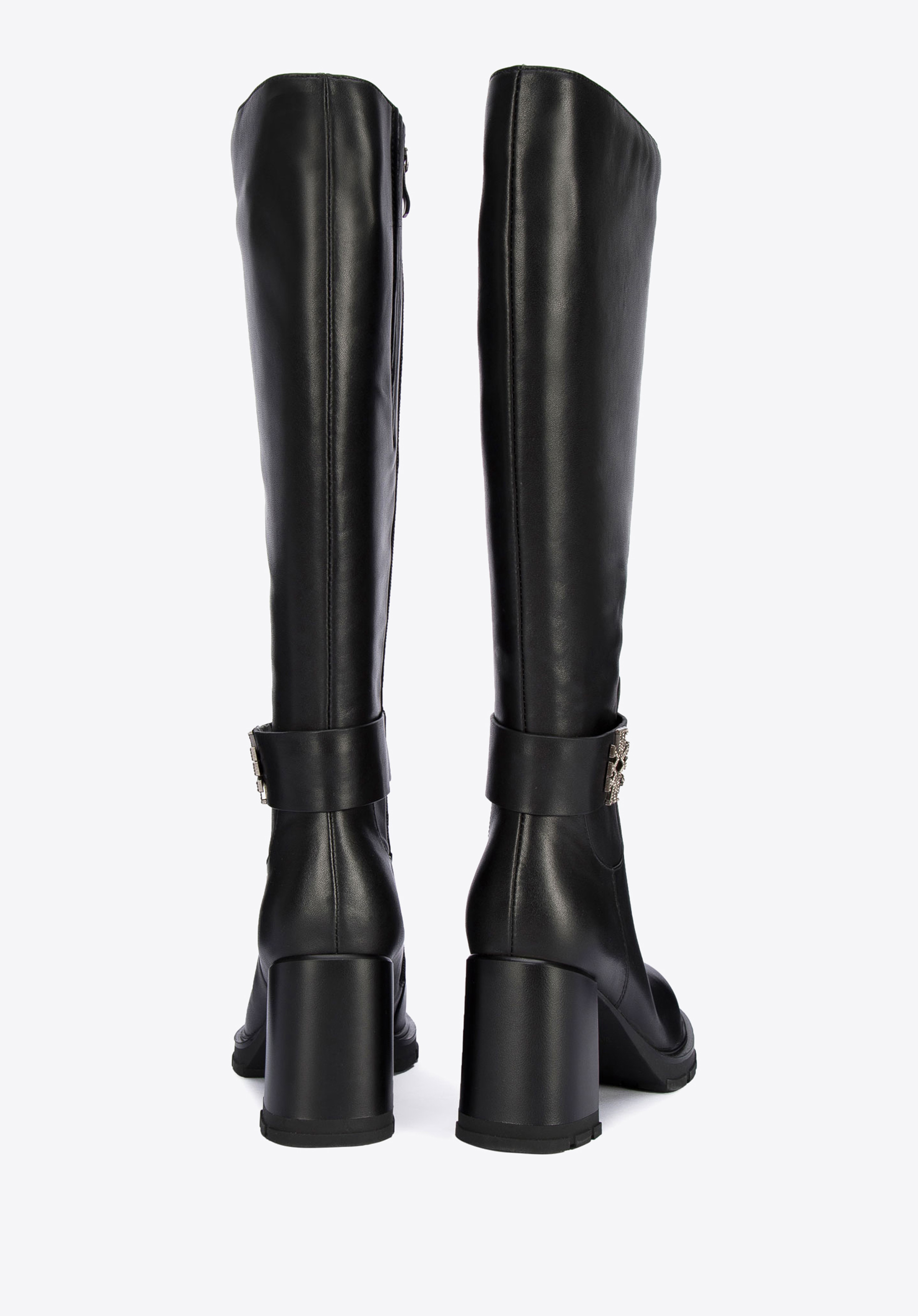 Damskie kozaki ze skóry na słupku