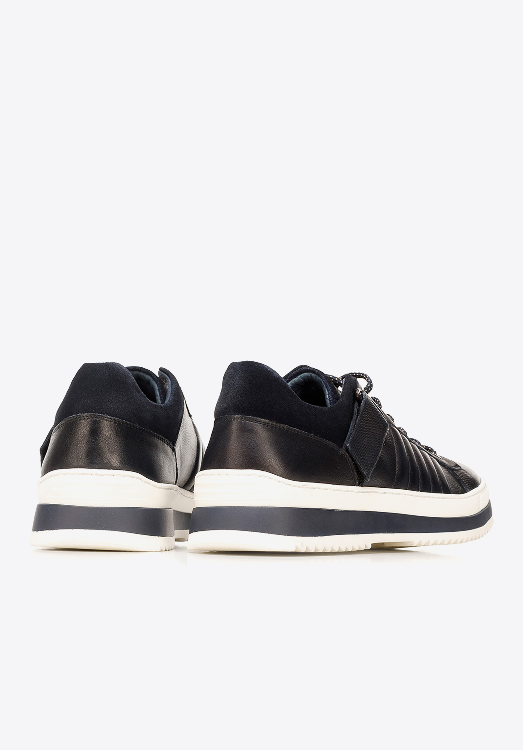 Męskie sneakersy skórzane na grubej podeszwie