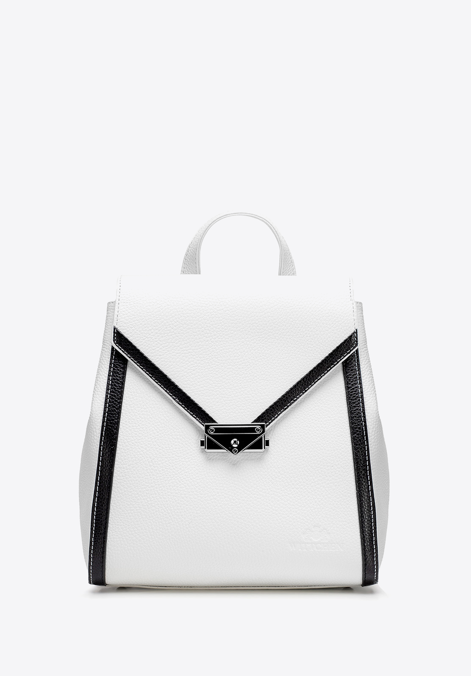 Damski plecak skórzany z kopertową klapą