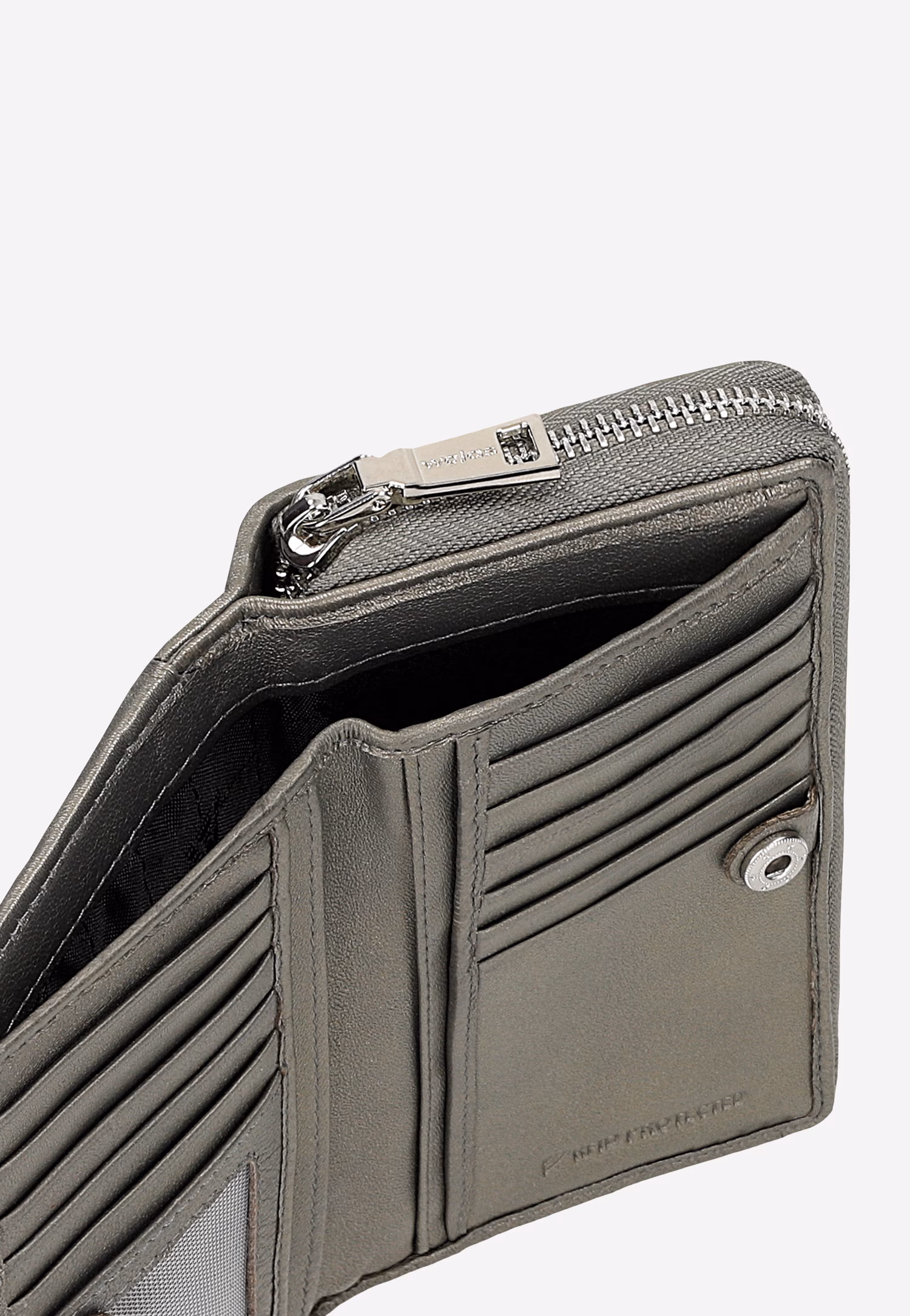 Srebrny przeplatany portfel damski ze skóry licowej