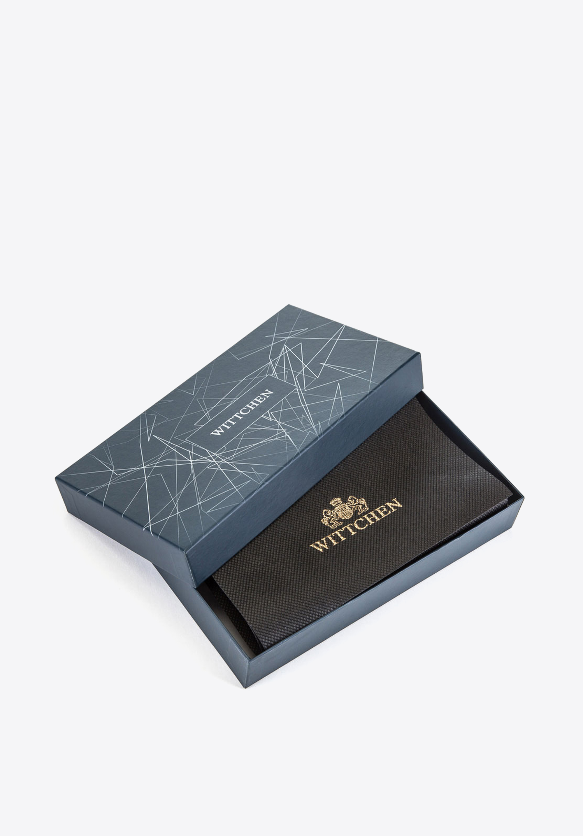 Damski portfel skórzany na pasku