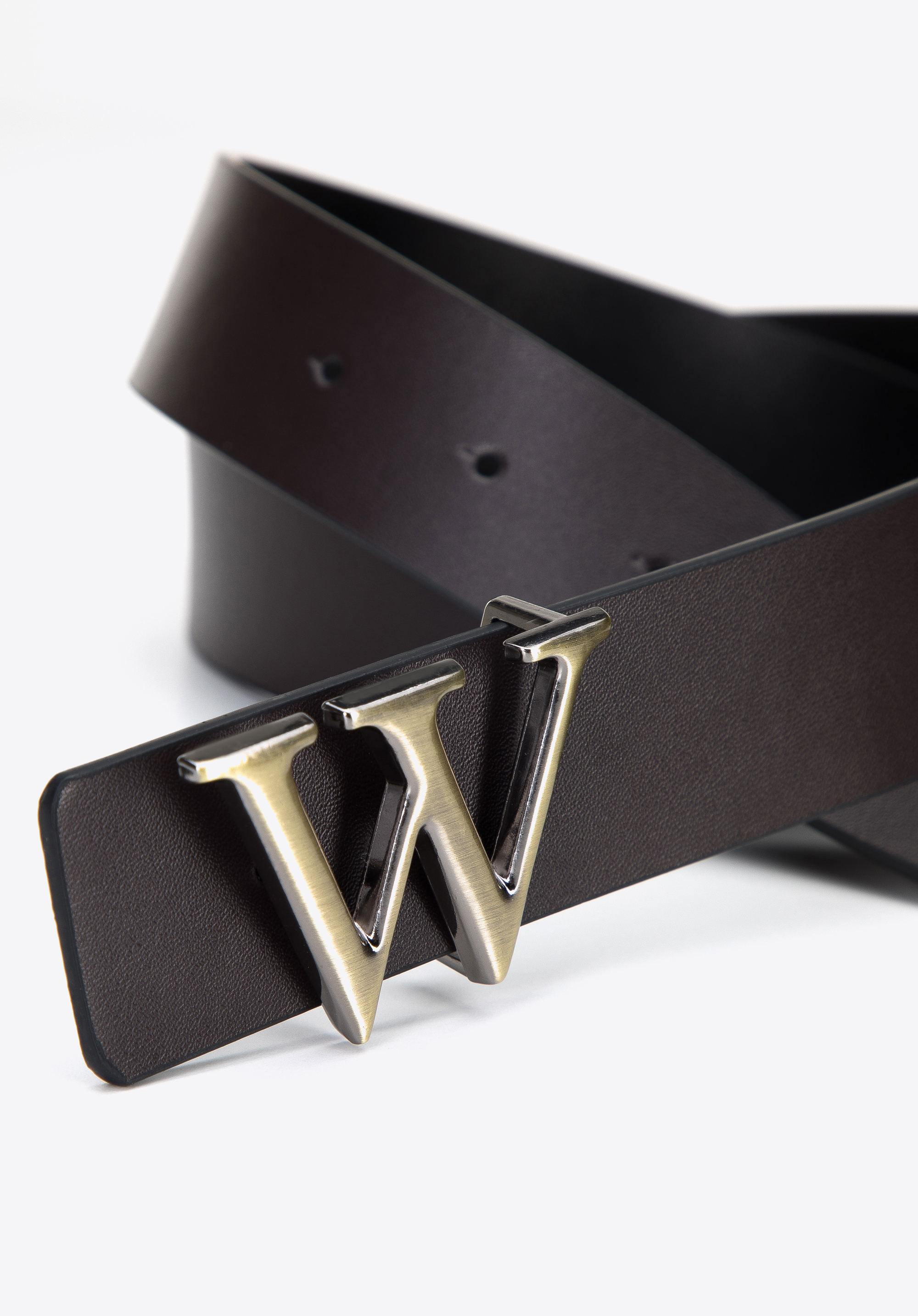 Męski pasek skórzany dwustronny z literą „W”