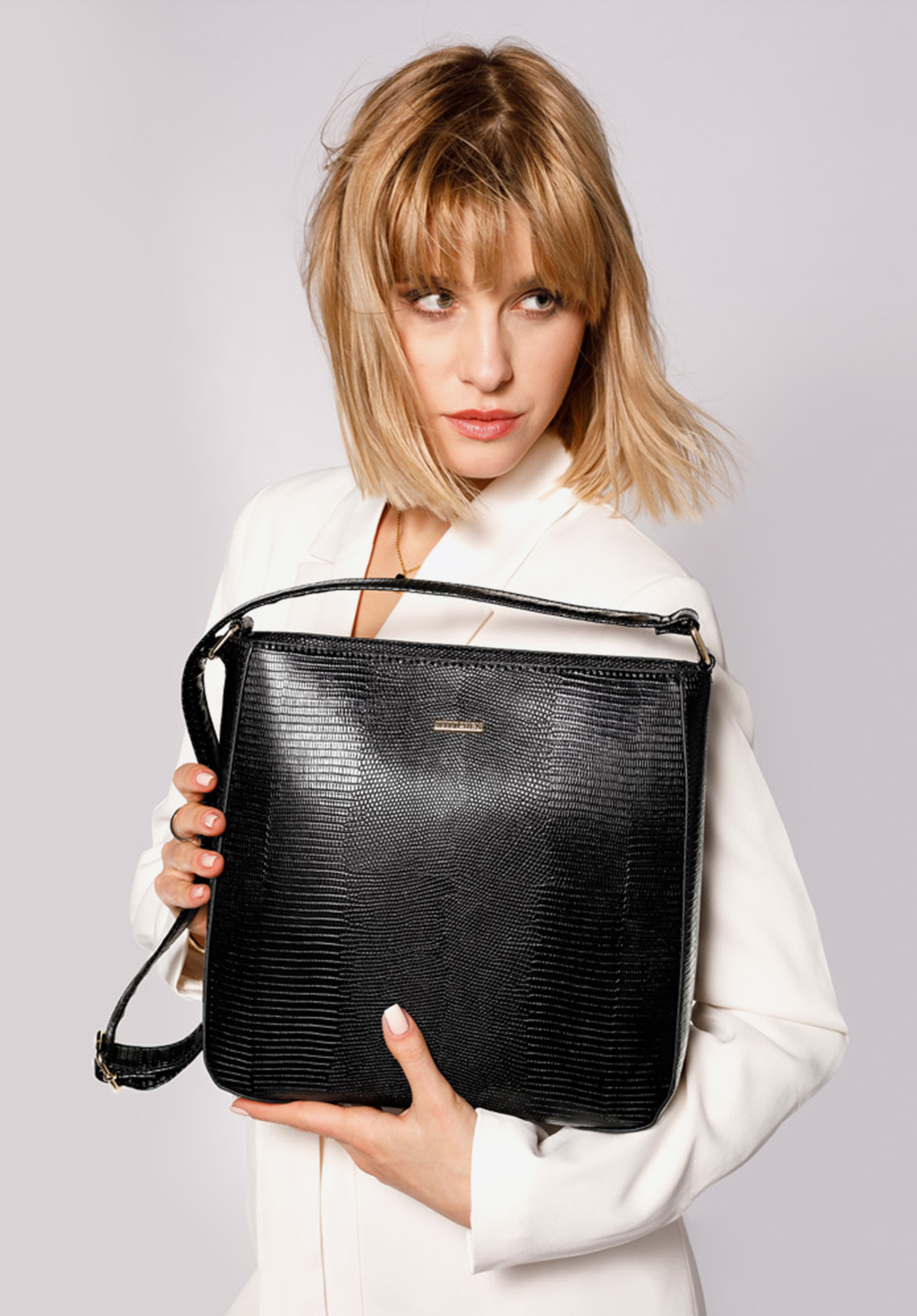 Damska listonoszka trapezowa