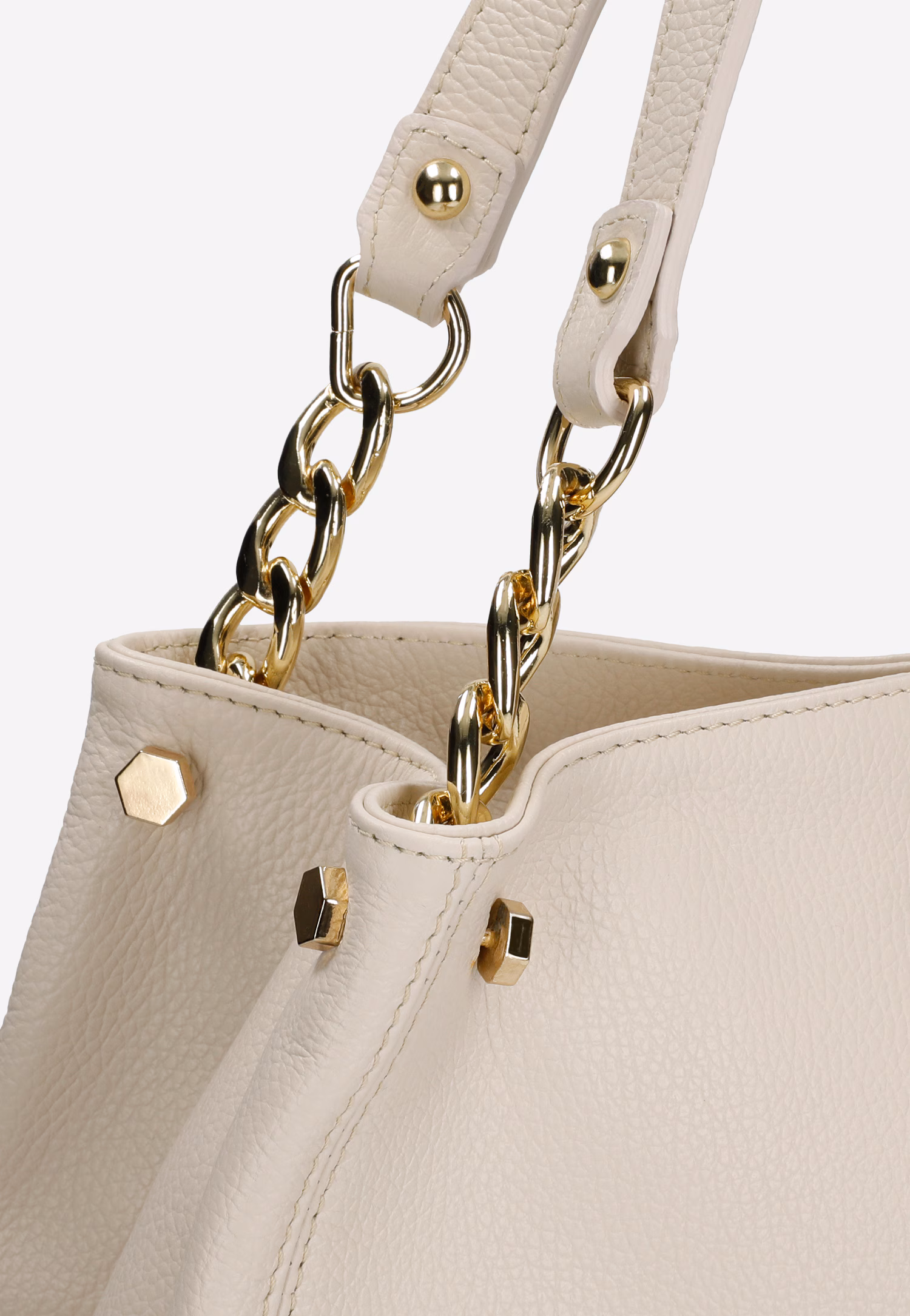 Jasnobeżowa torebka skórzana ze złotymi elementami