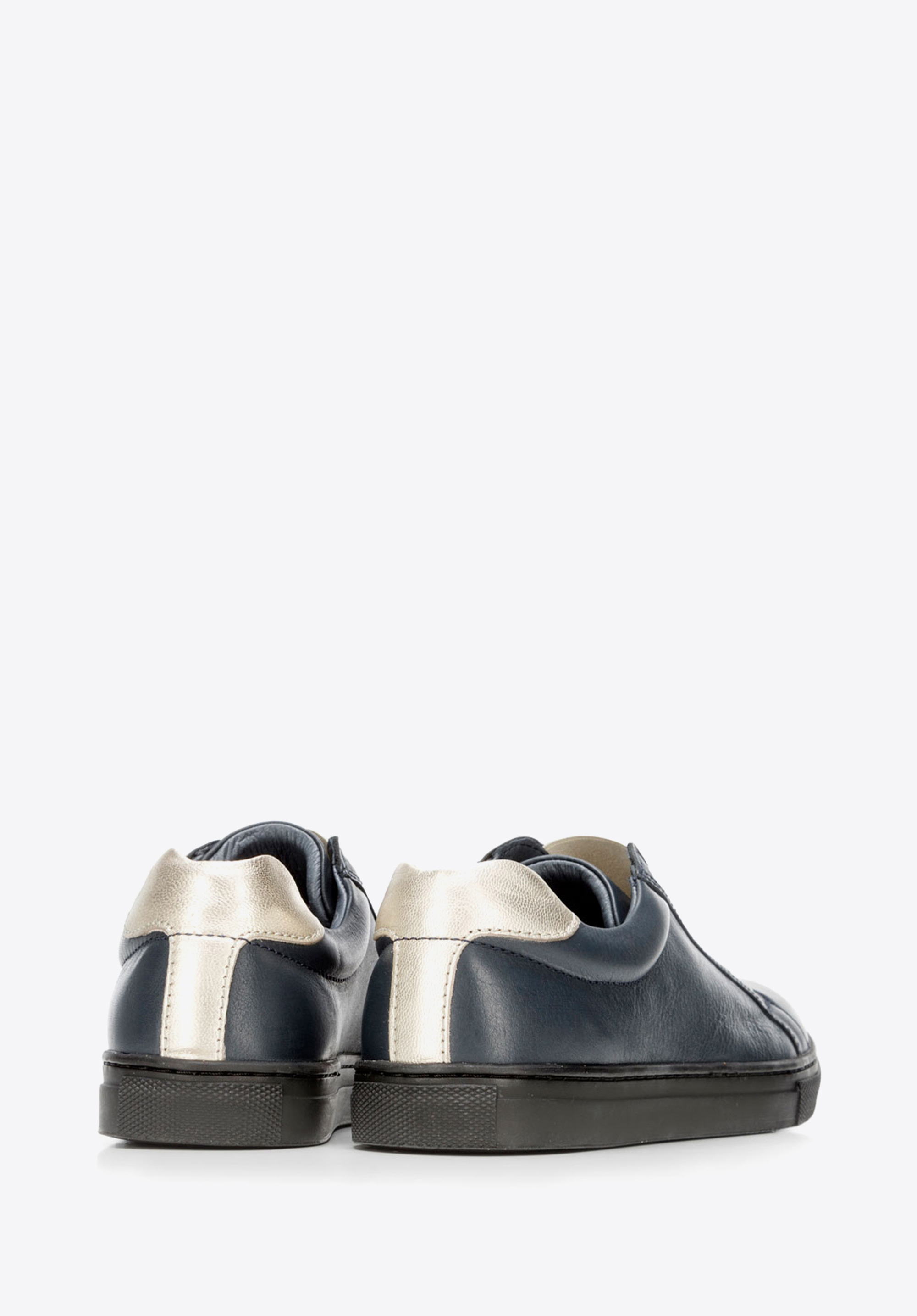 Damskie sneakersy skórzane na gumkę