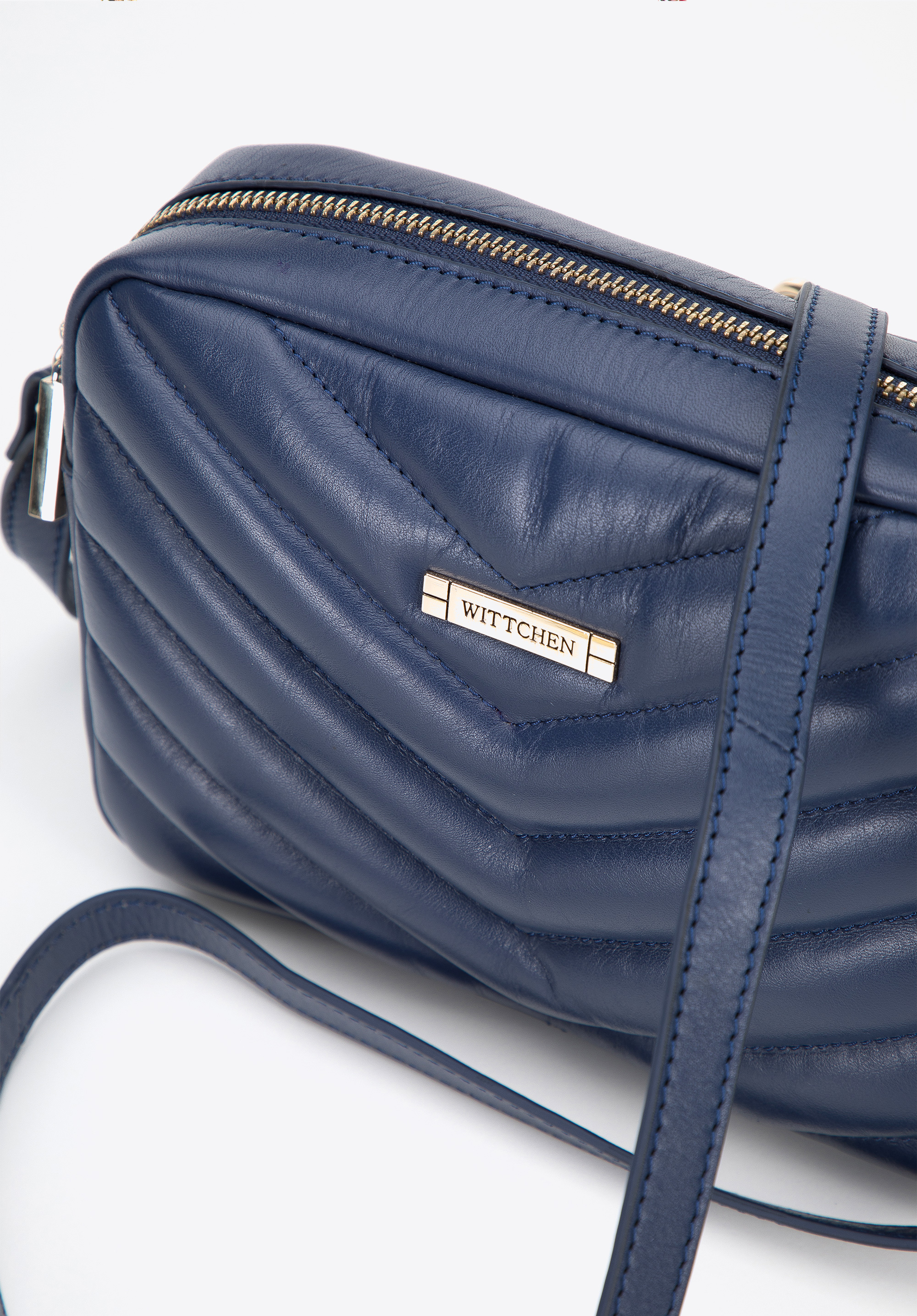 Damska listonoszka skórzana z ukośnym pikowaniem