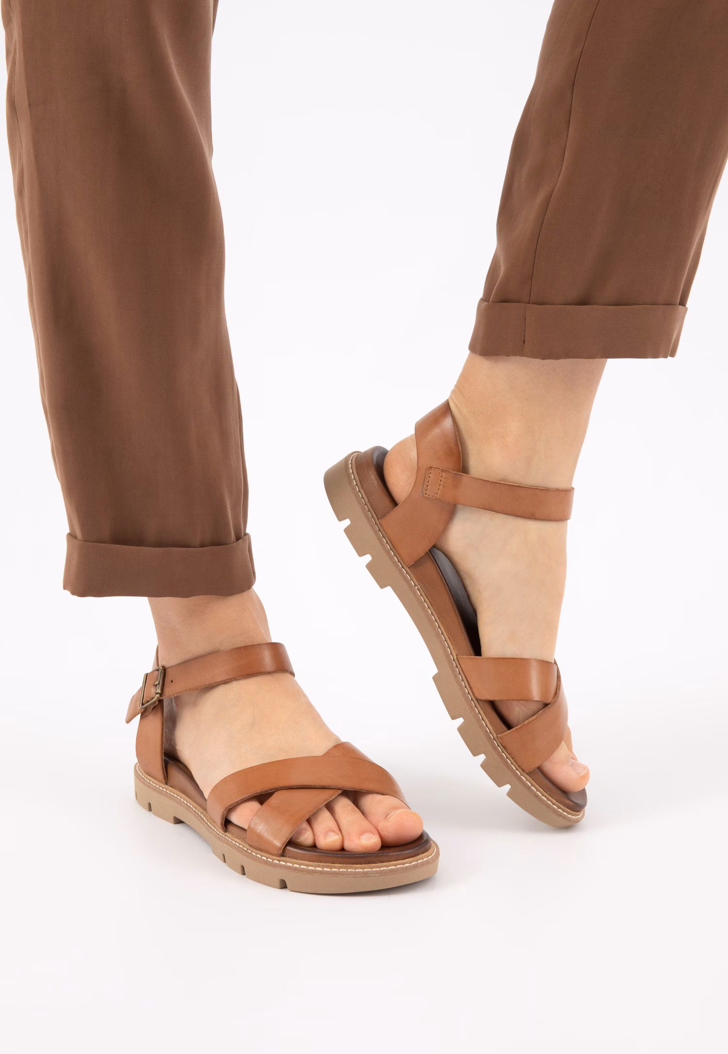 Brązowe sandały damskie w stylu casual