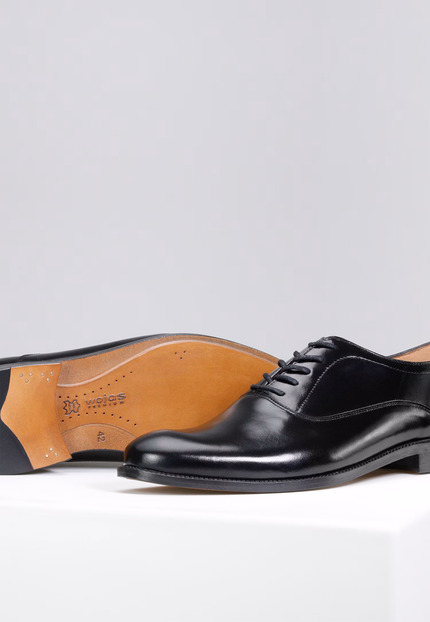 Wizytowe półbuty męskie w kolorze czarnym - linia PREMIUM