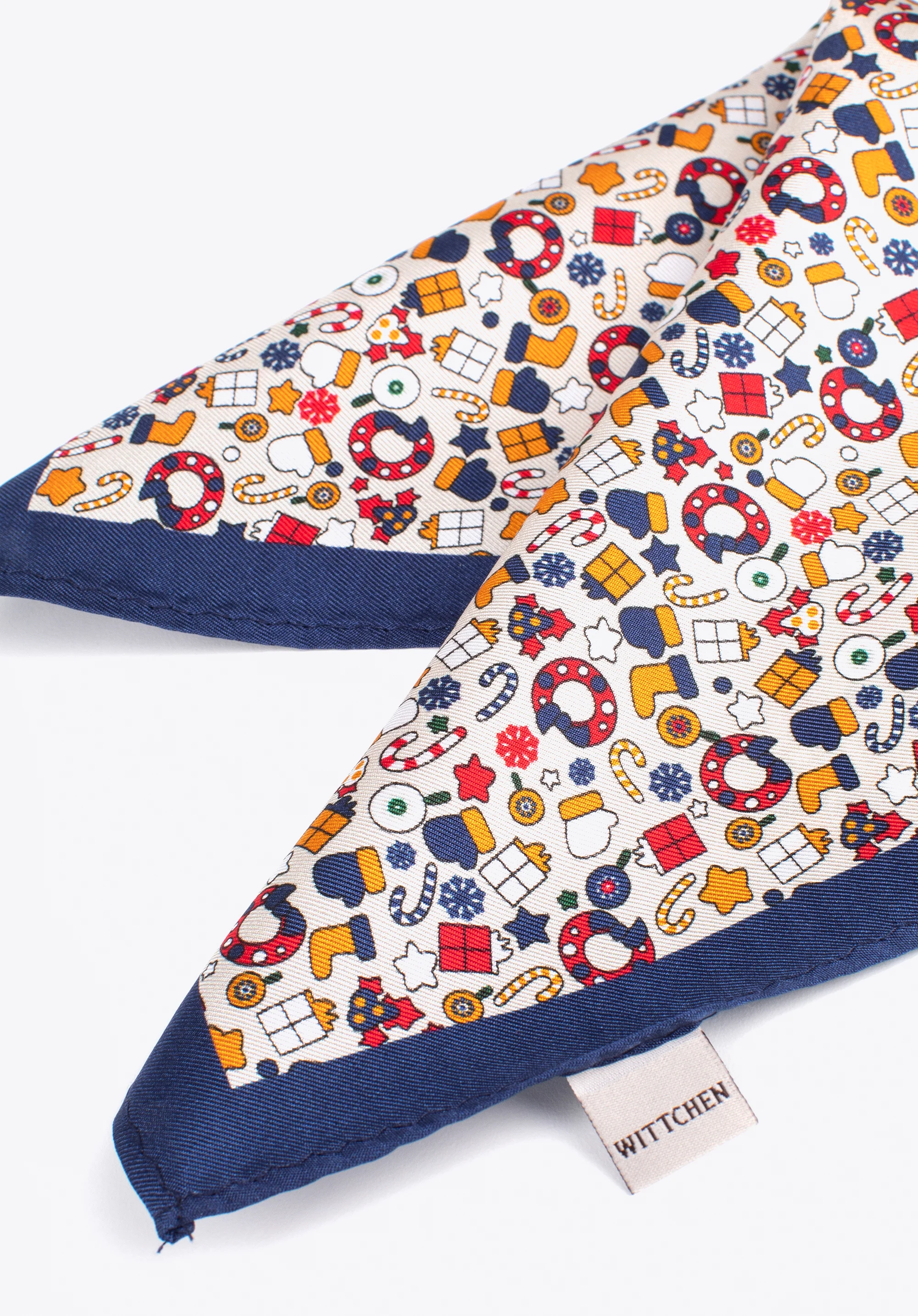 Poszetka z jedwabiu we wzory