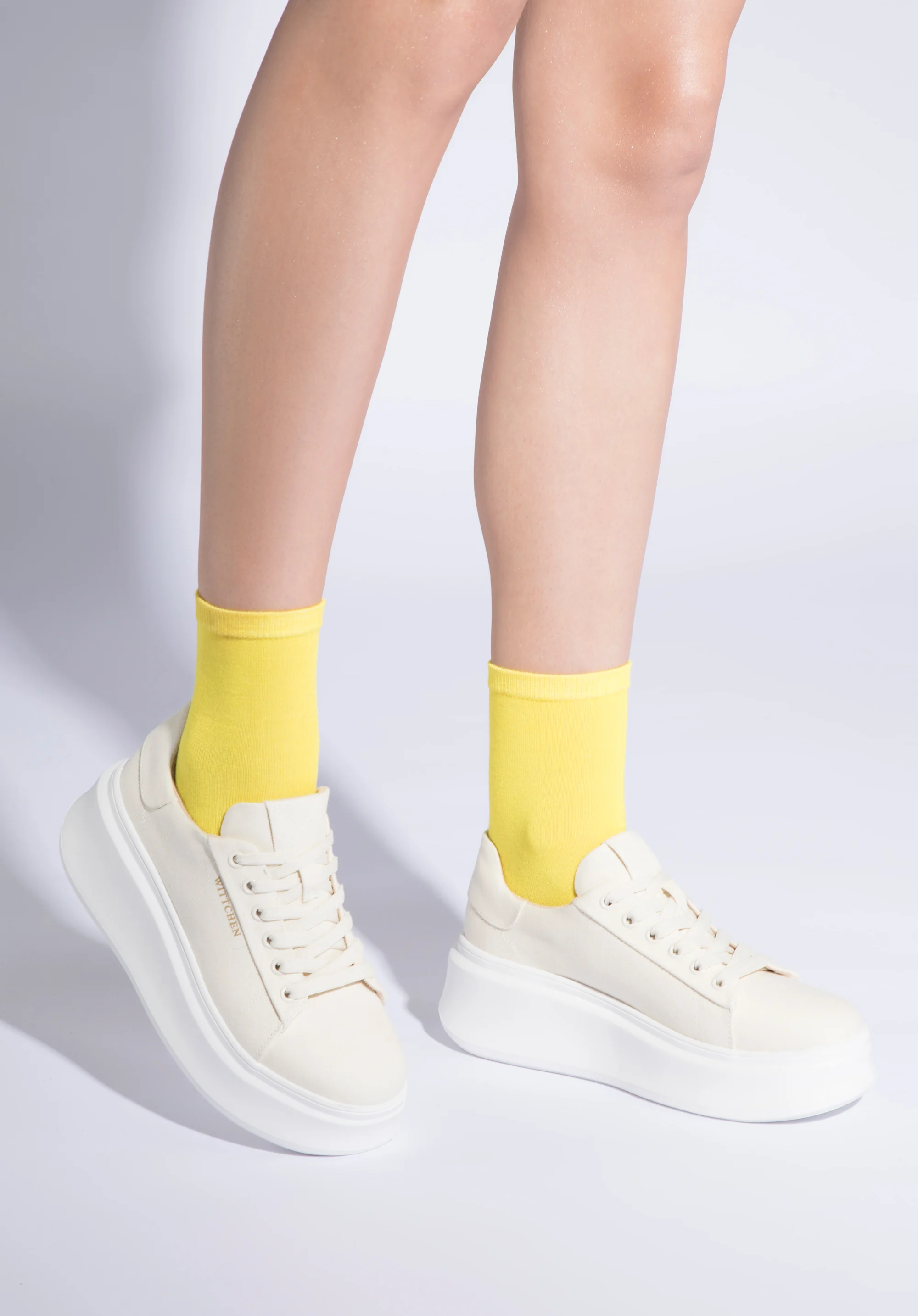 Damskie sneakersy na grubej podeszwie klasyczne