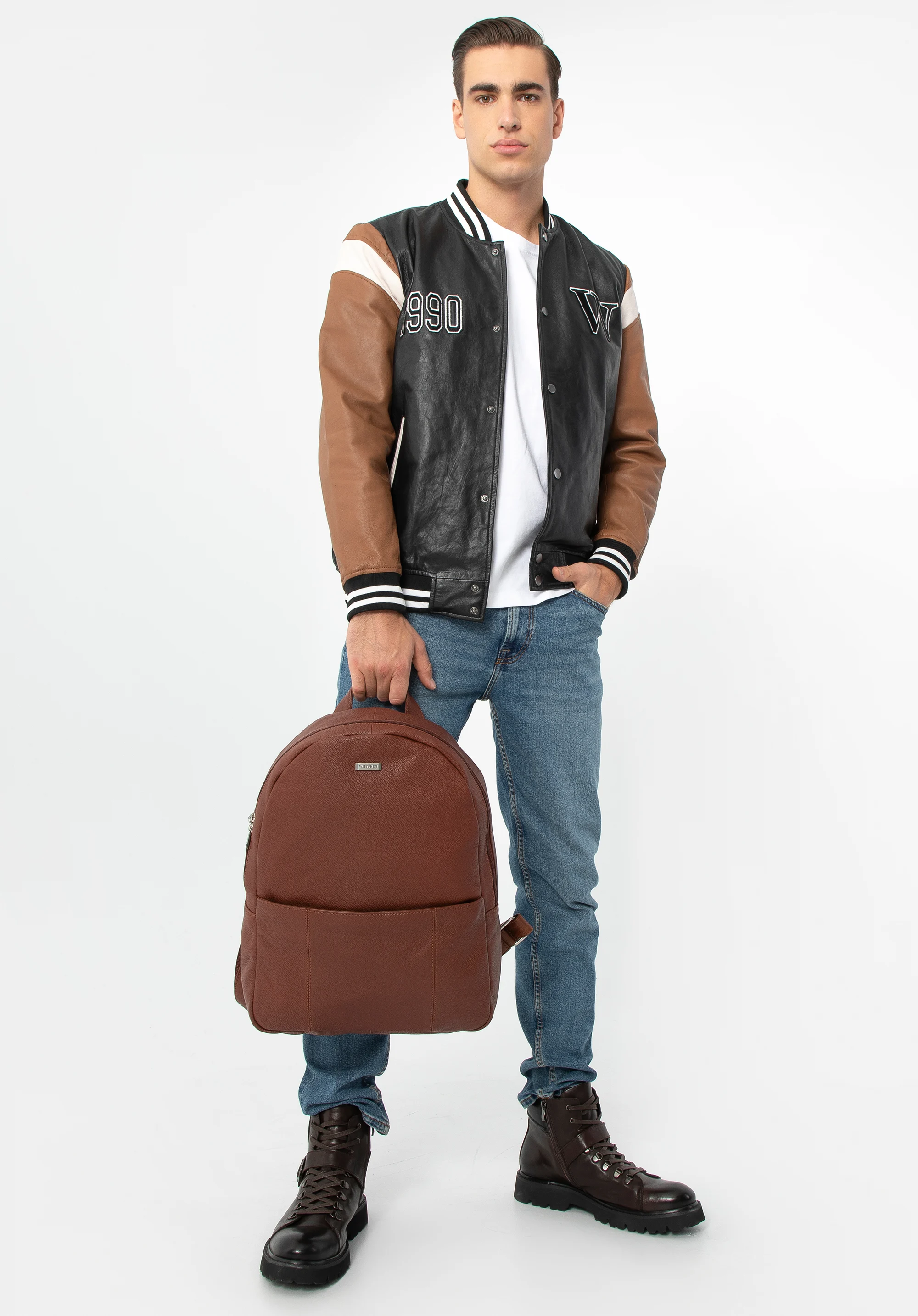 Plecak na laptopa 17” skórzany