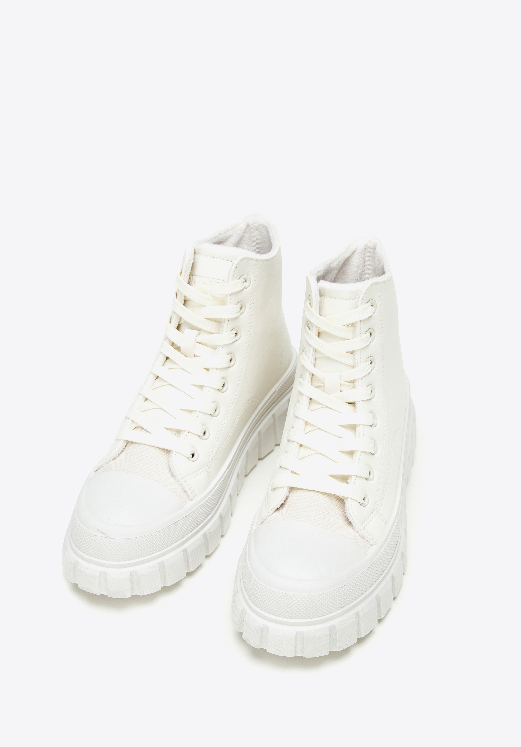 Damskie sneakersy na platformie klasyczne