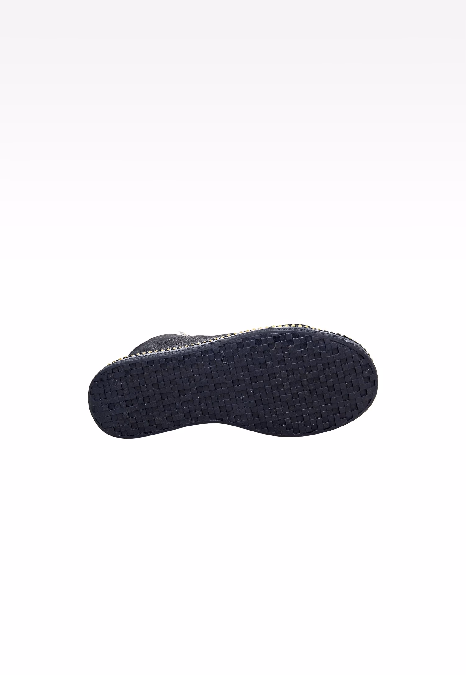 Szare trampki z elementami z lakierowanej skóry 14133-08