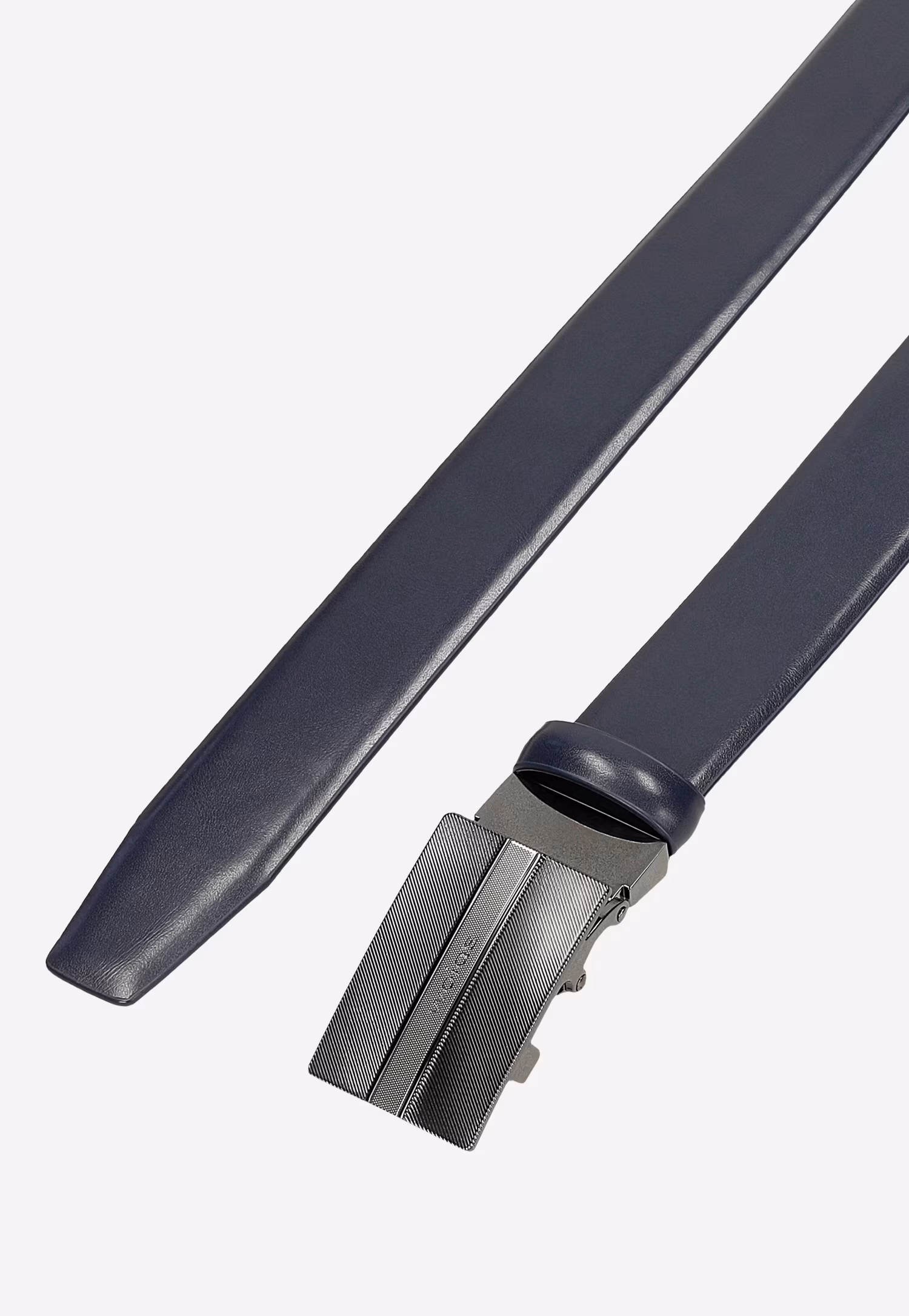 Brązowy skórzany pasek męski z pełną klamrą