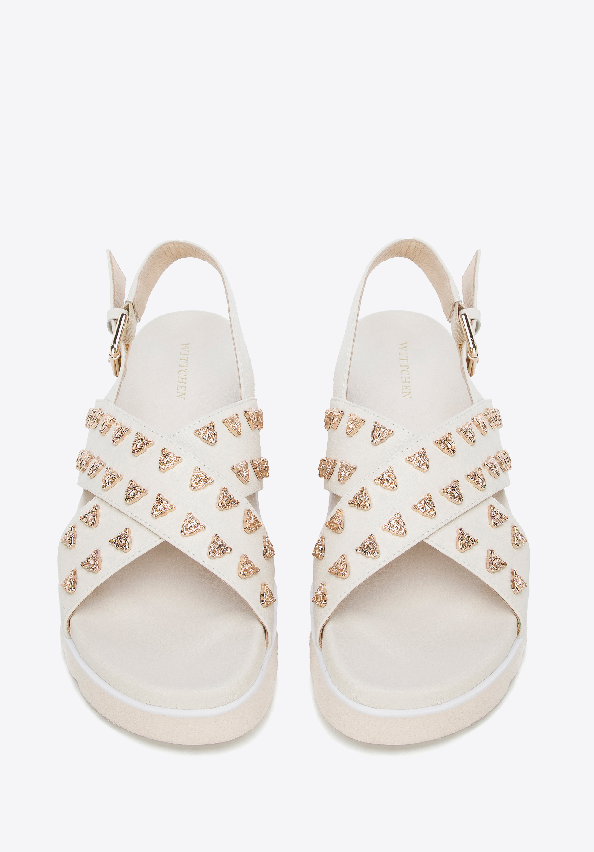 Damskie sandały skórzane z ozdobnymi nitami na platformie