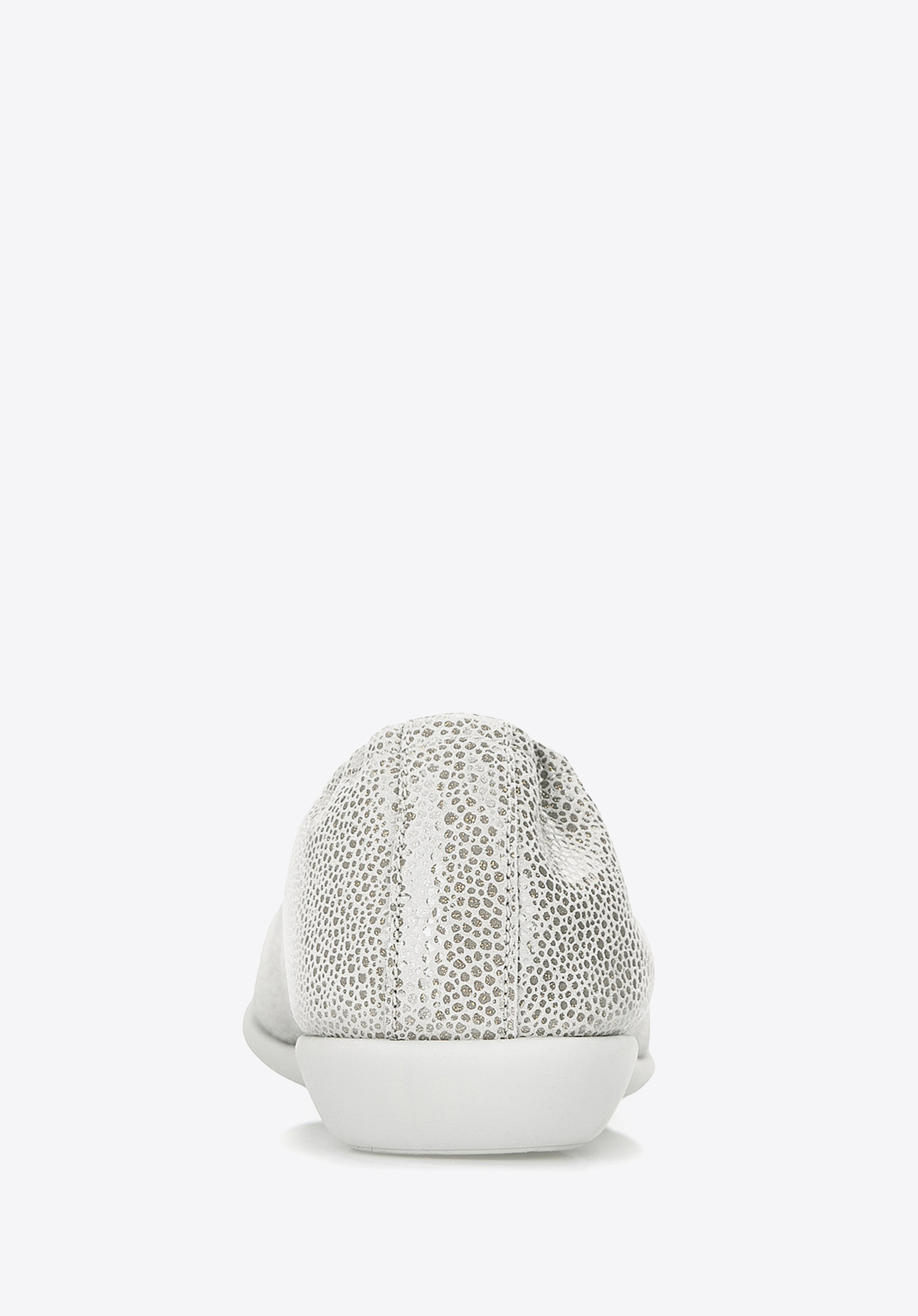 Baleriny nubukowe z lustrzanym efektem