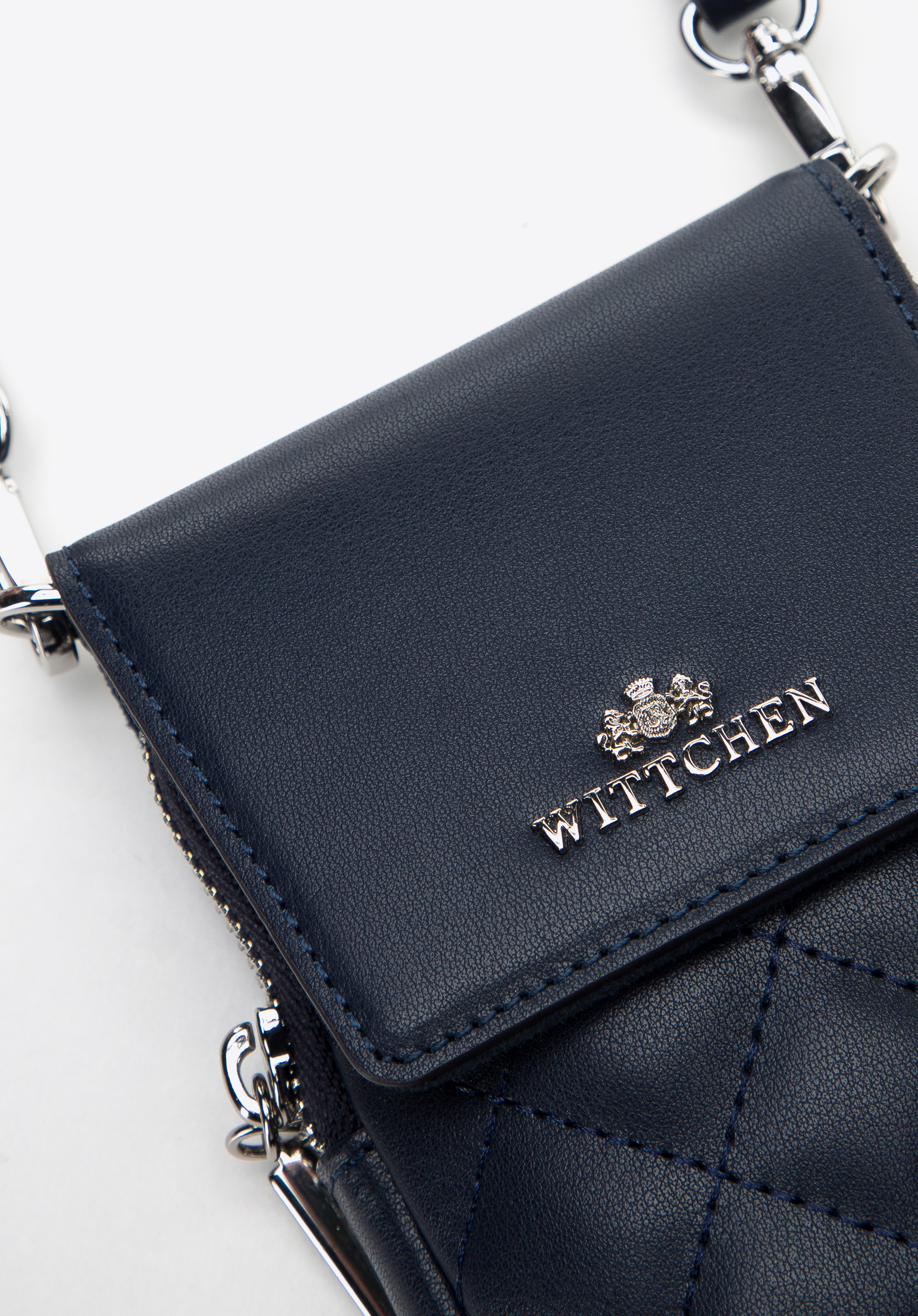 Damska minitorebka z pikowanej skóry