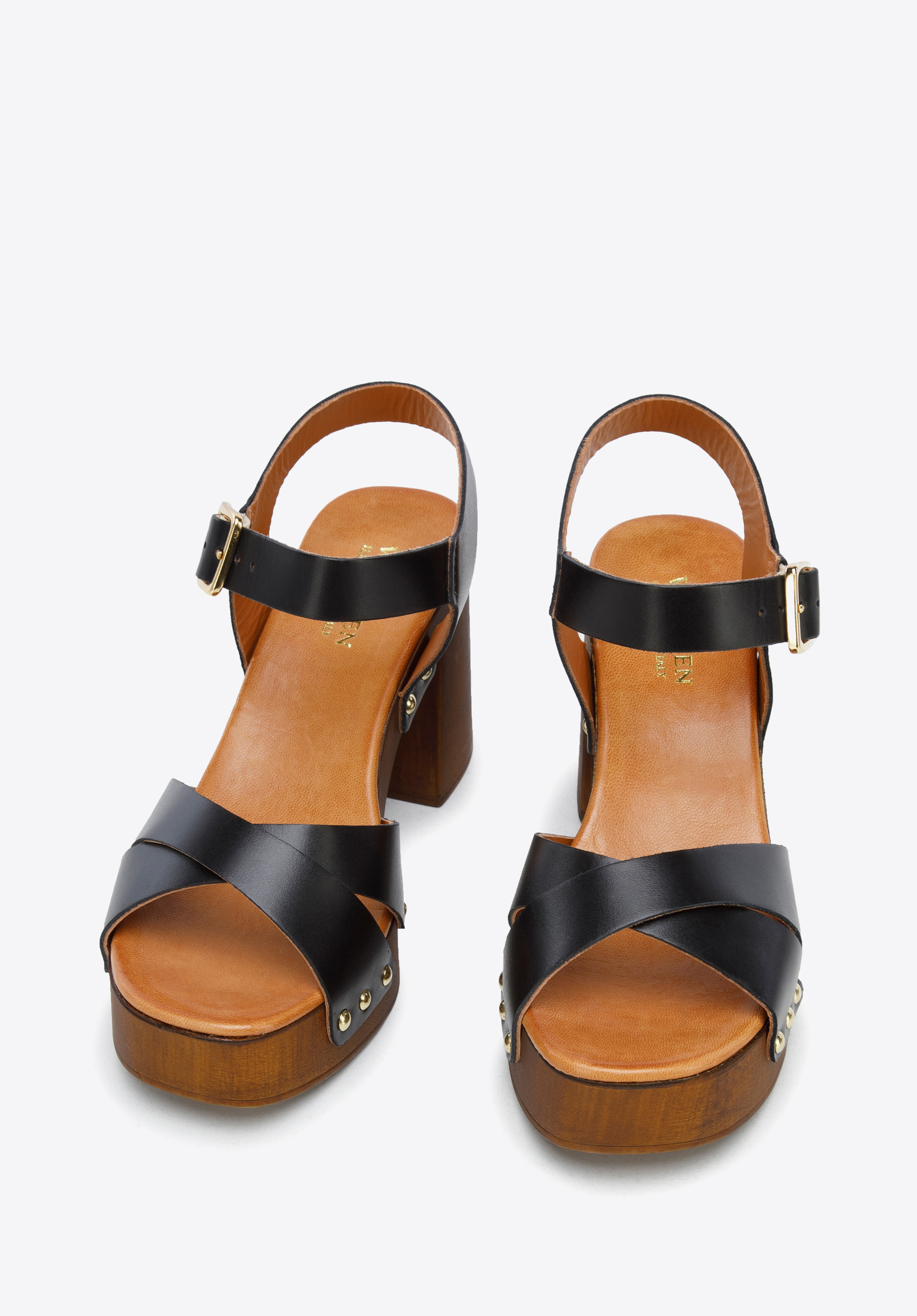 Damskie sandały skórzane z paskami na krzyż