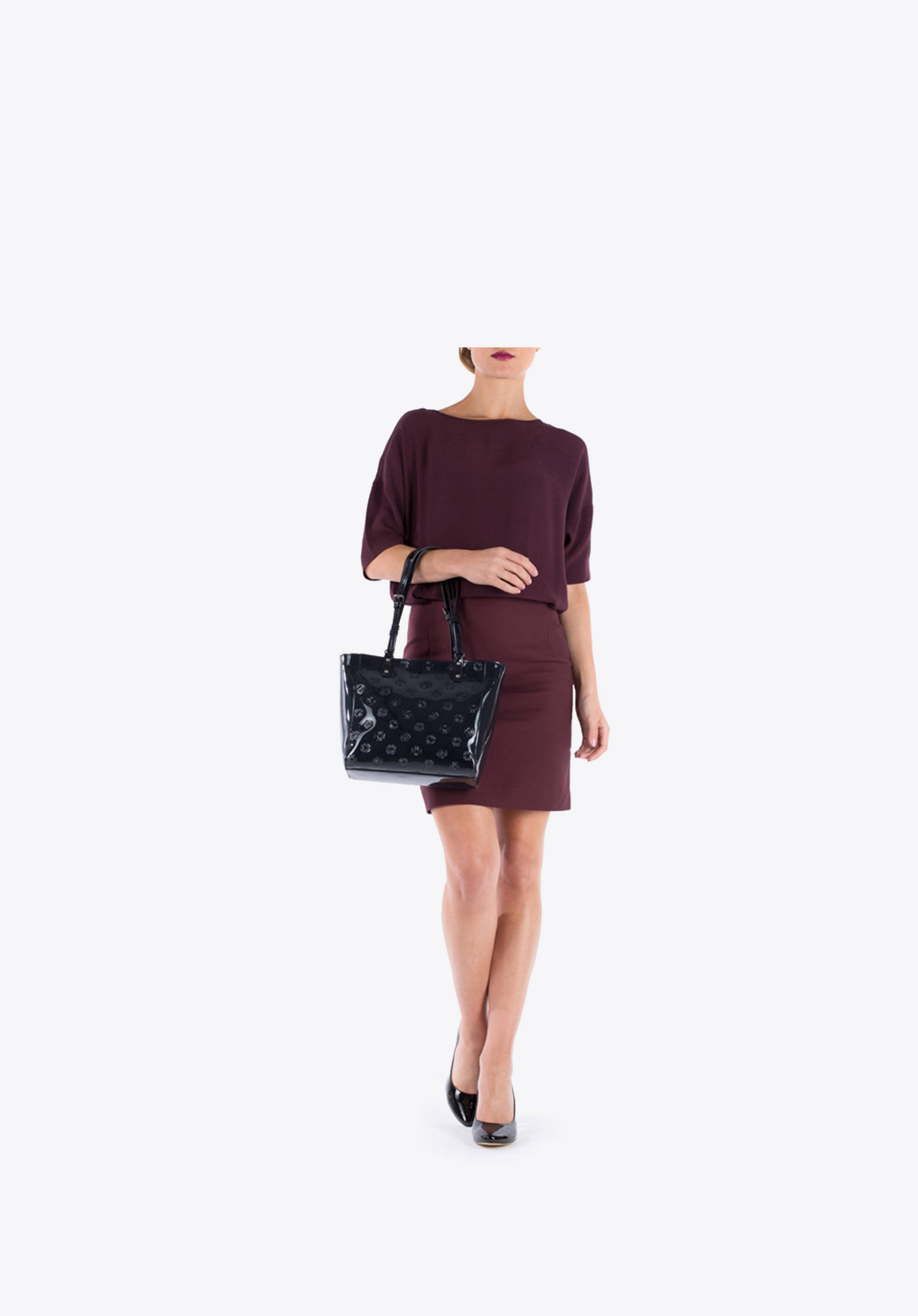 Kuferek skórzany lakierowany z monogramem