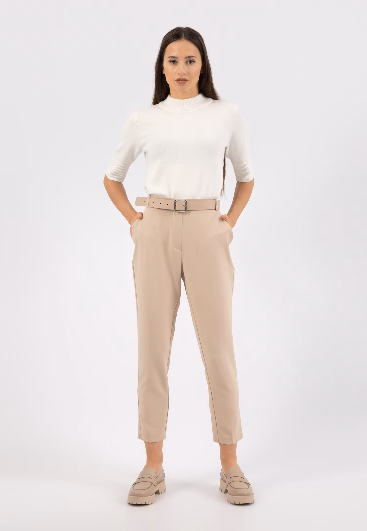 Beżowe mokasyny damskie na grubej podeszwie