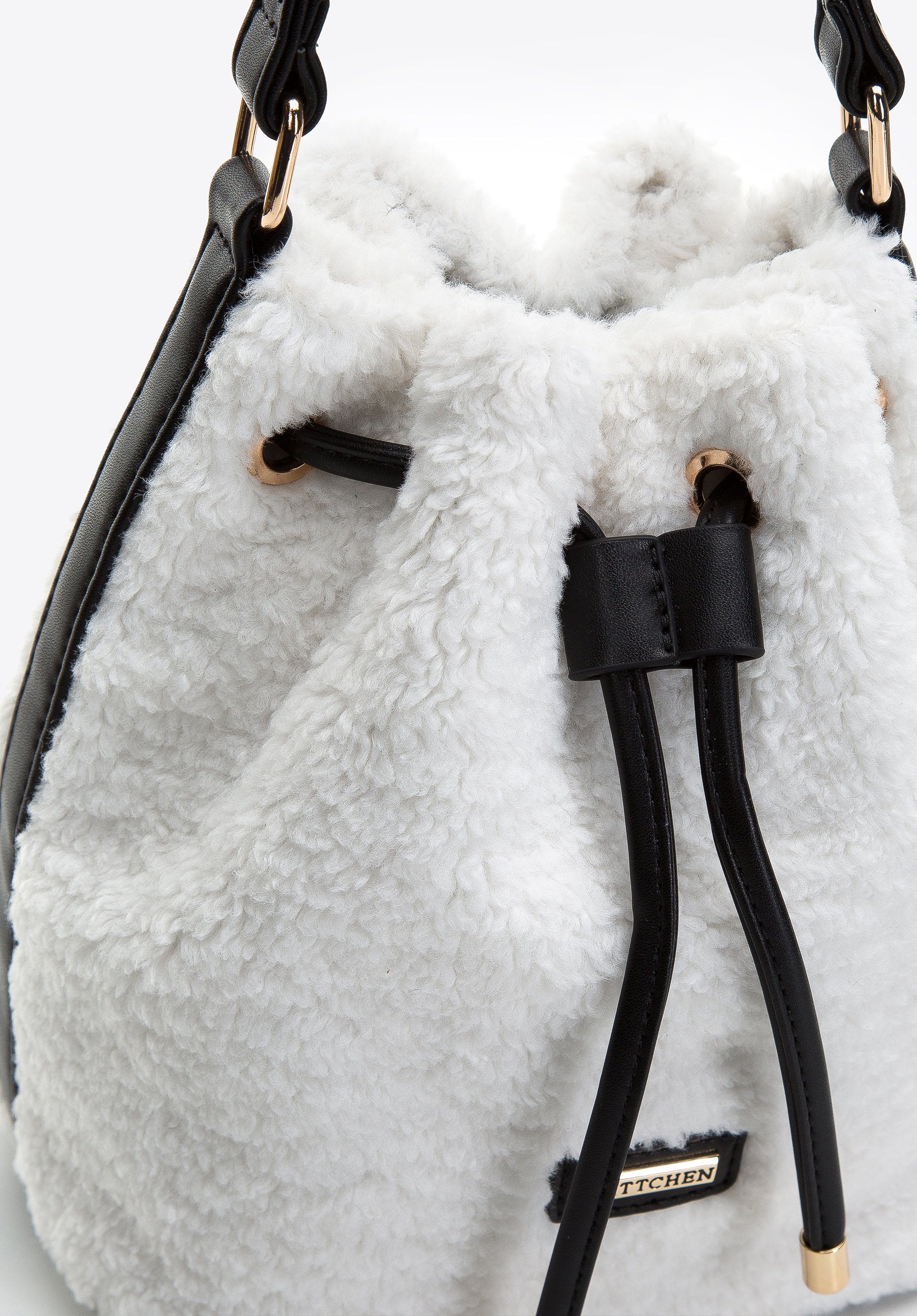 Torebka worek ze sztucznego futerka mała