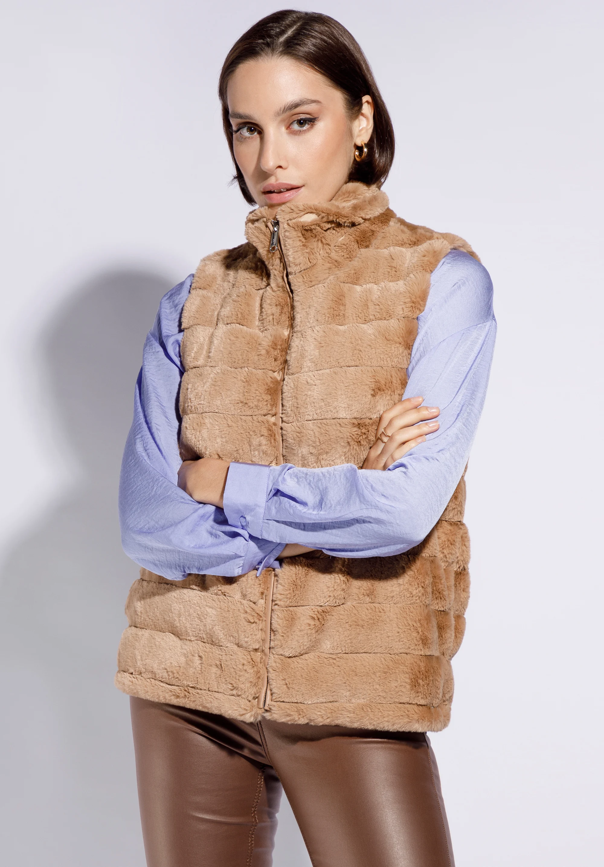 Damska kamizelka ze sztucznego futerka