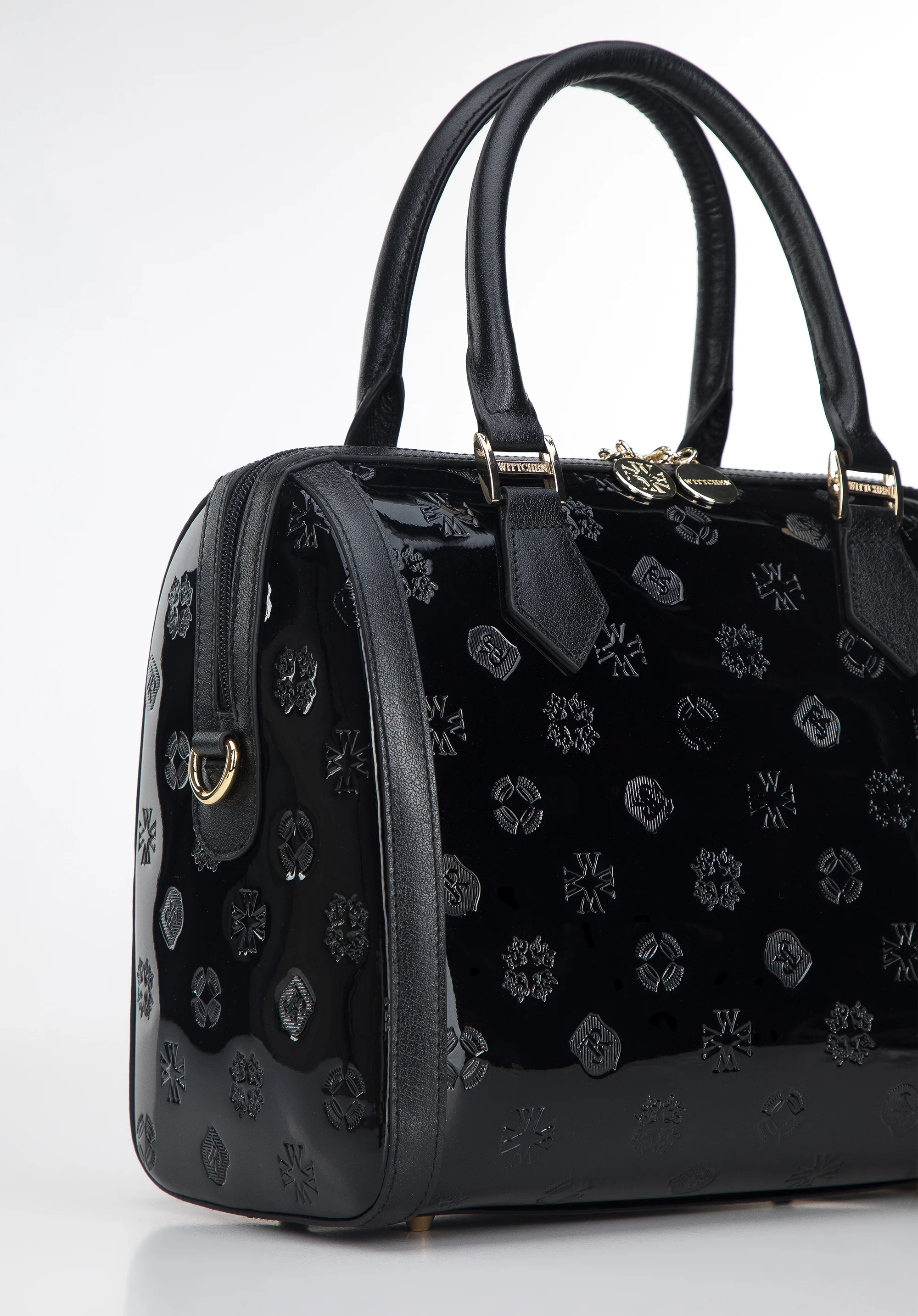 Torebka kuferek z metalicznej skóry lakierowanej