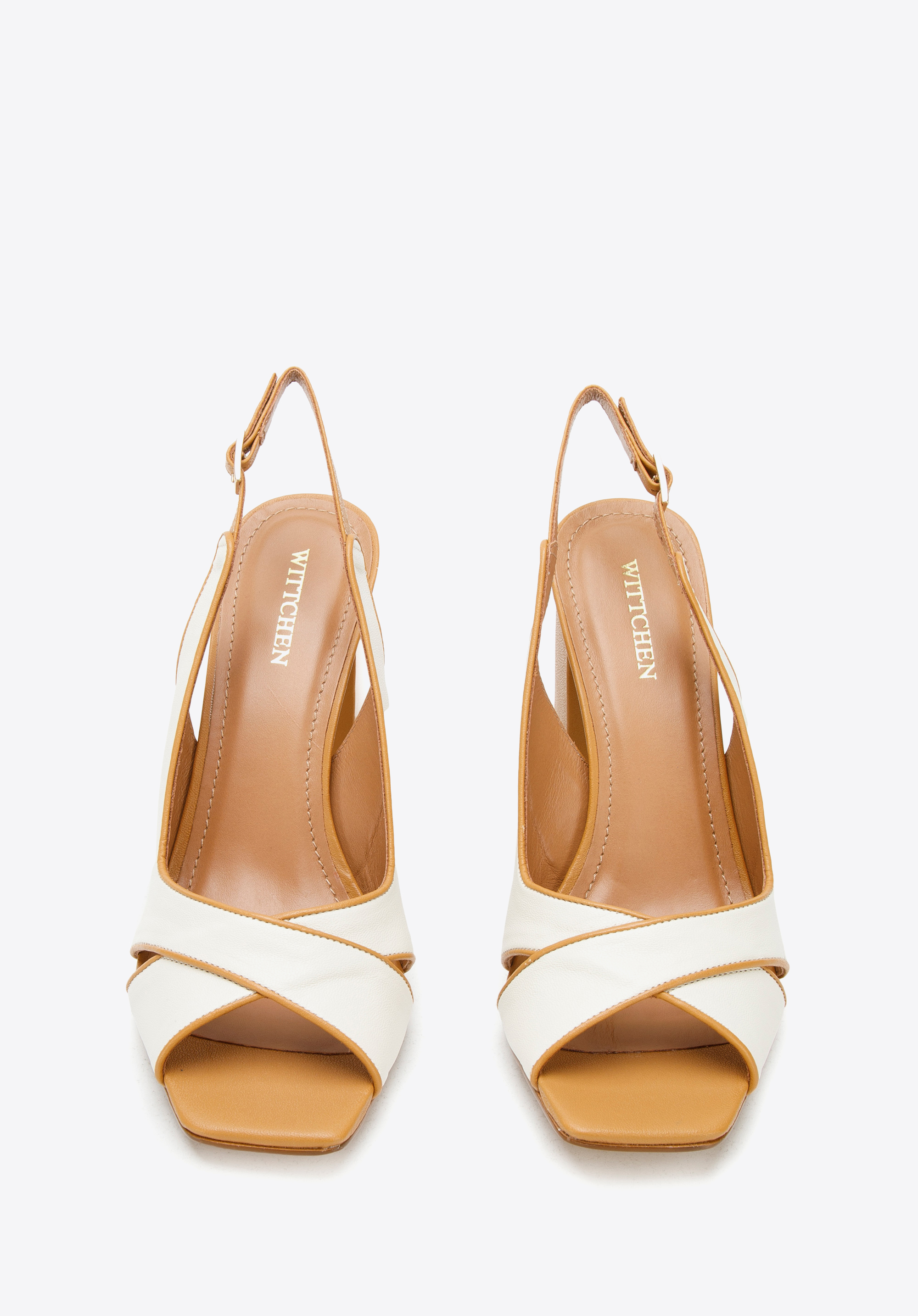 Sandały skórzane z paskami na krzyż