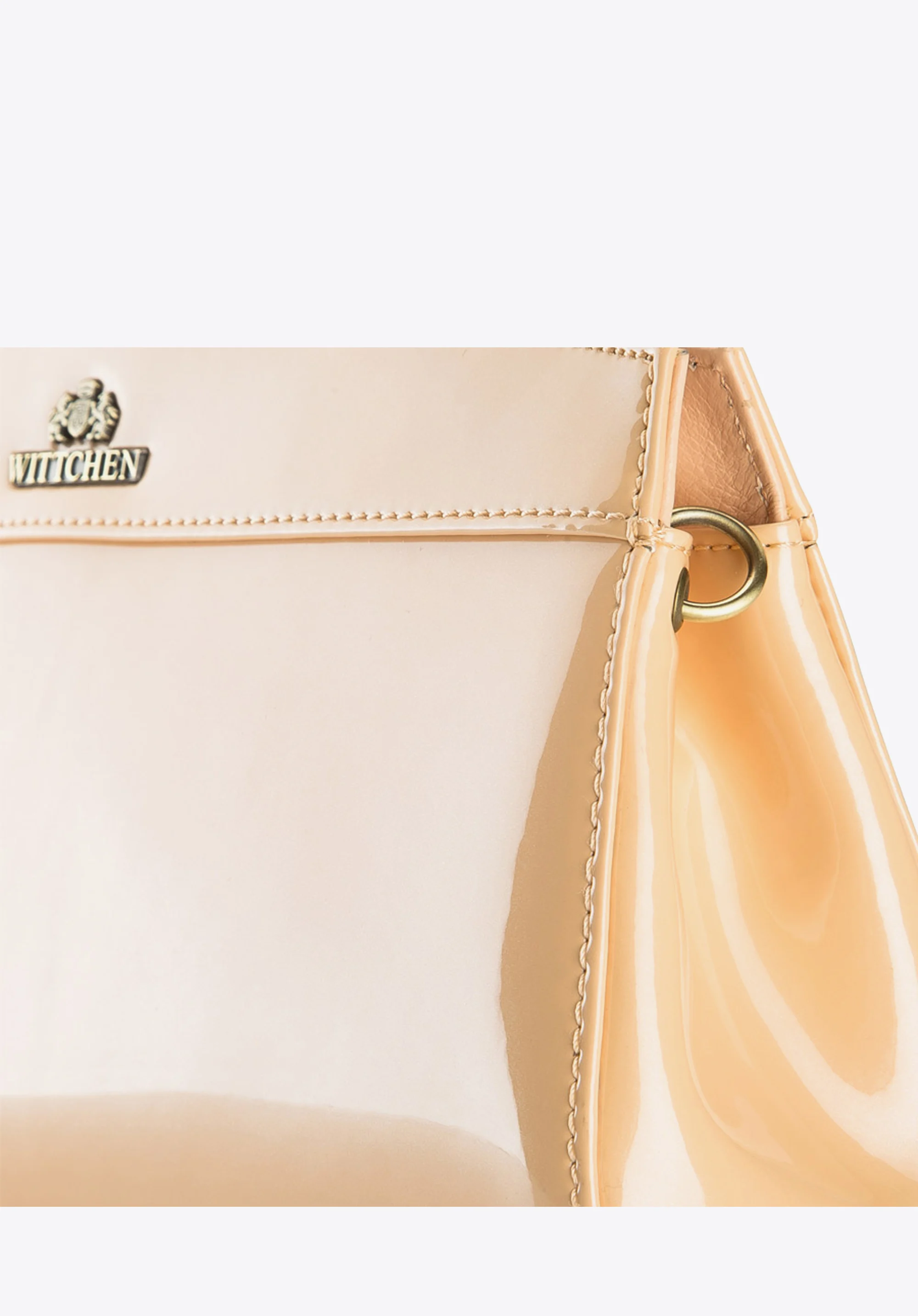 Wieczorowa torebka ze skóry lakierowanej trapezowa