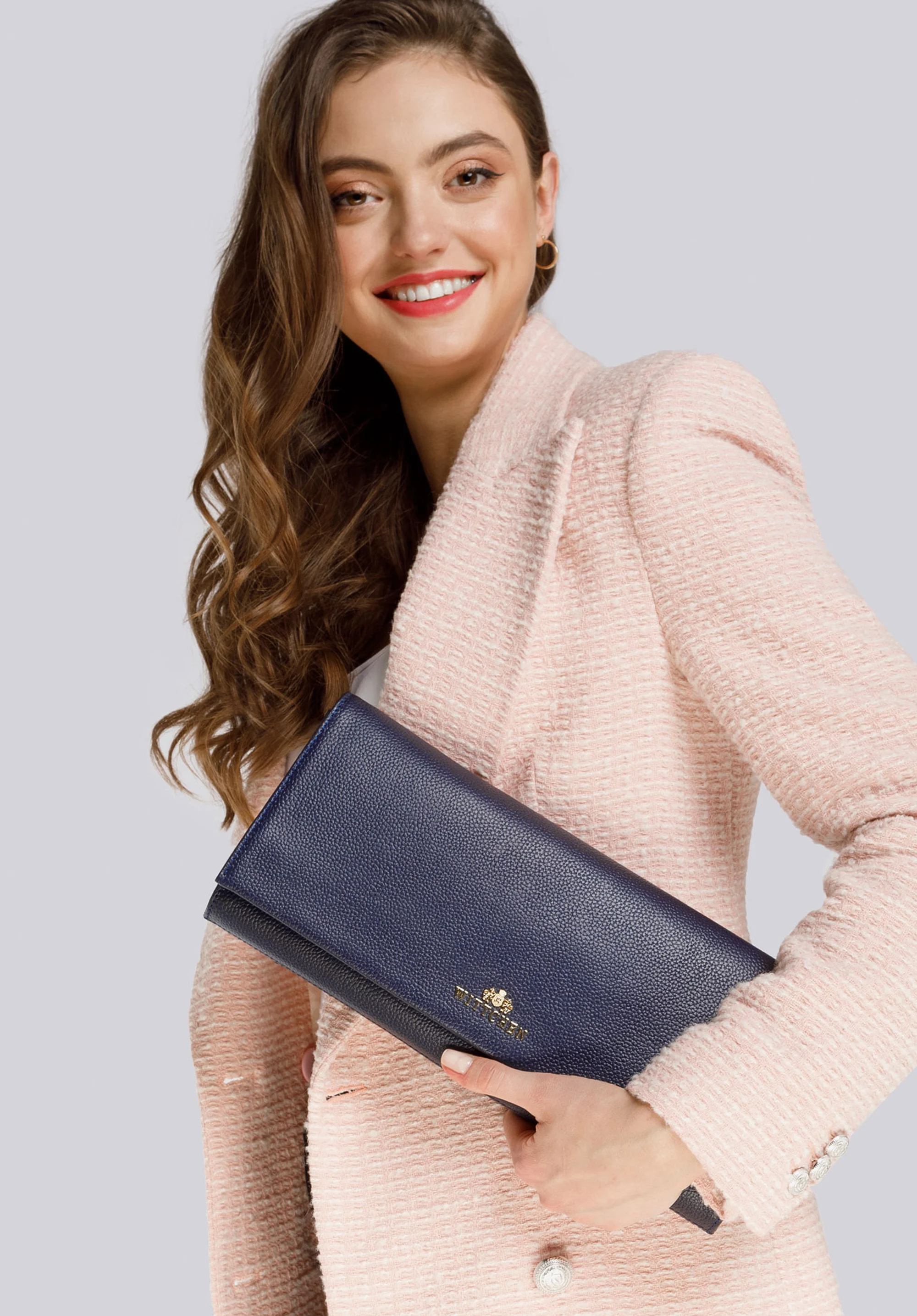 Kopertówka skórzana z otwartymi kieszeniami