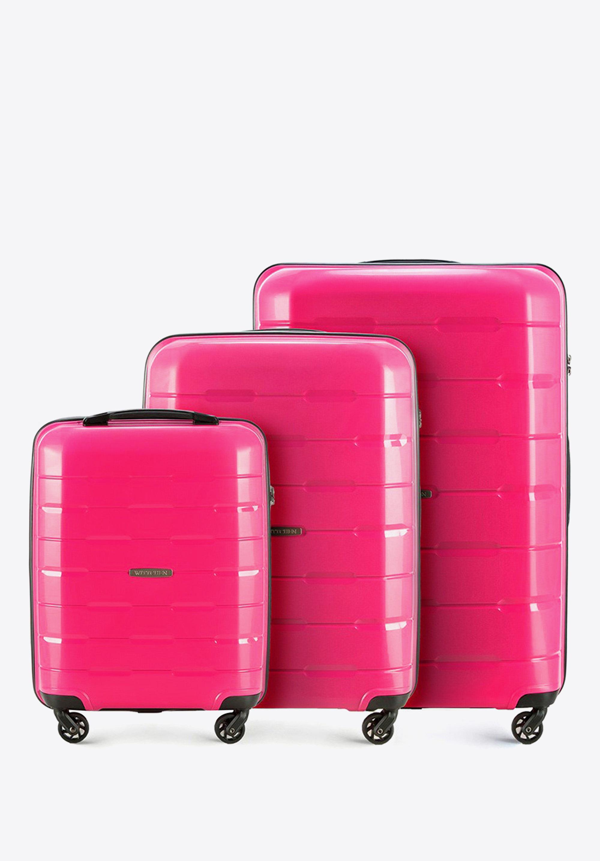 Walizka kabinowa z polipropylenu żłobiona