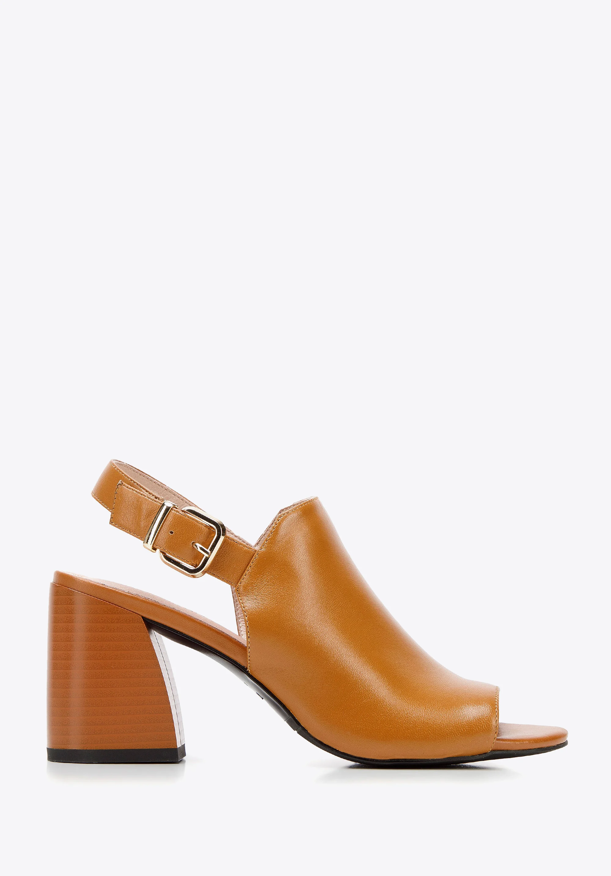 Sandały skórzane zabudowane na słupku