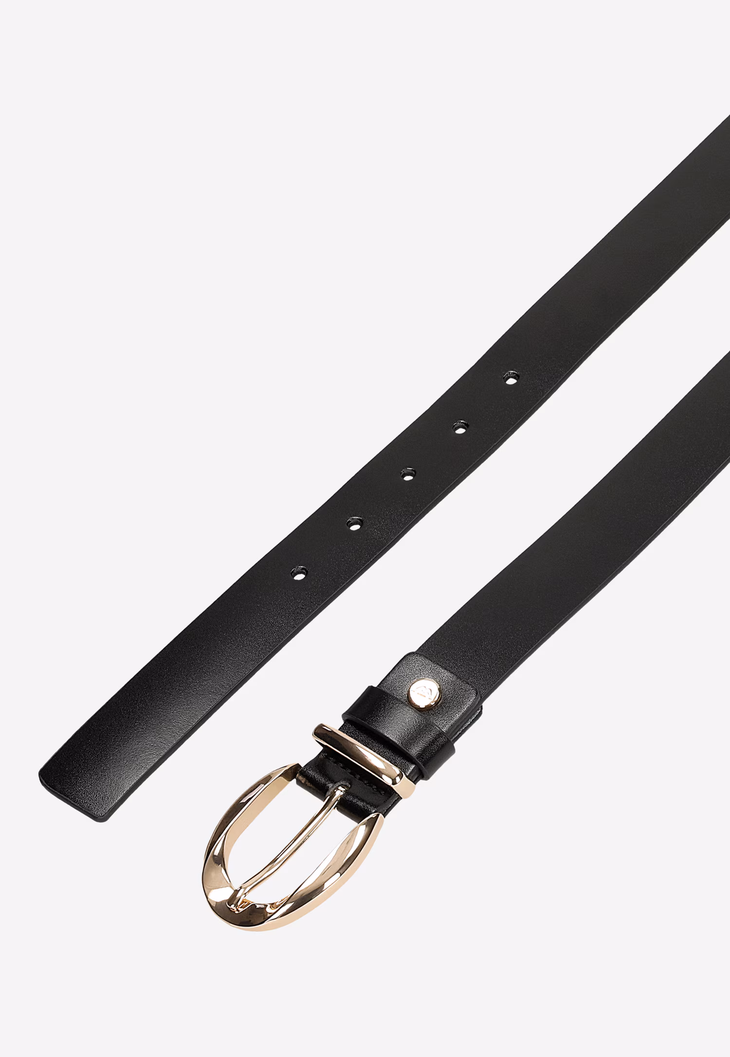 Czarny pasek ze złotą klamrą