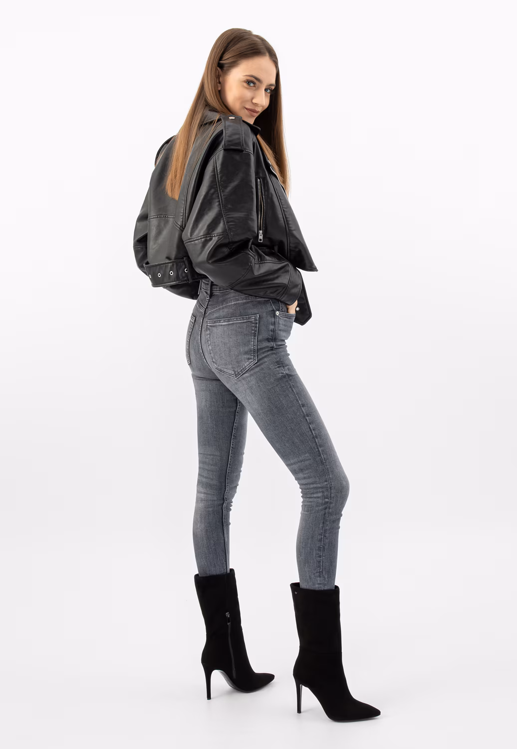 Czarne welurowe botki na szpilce