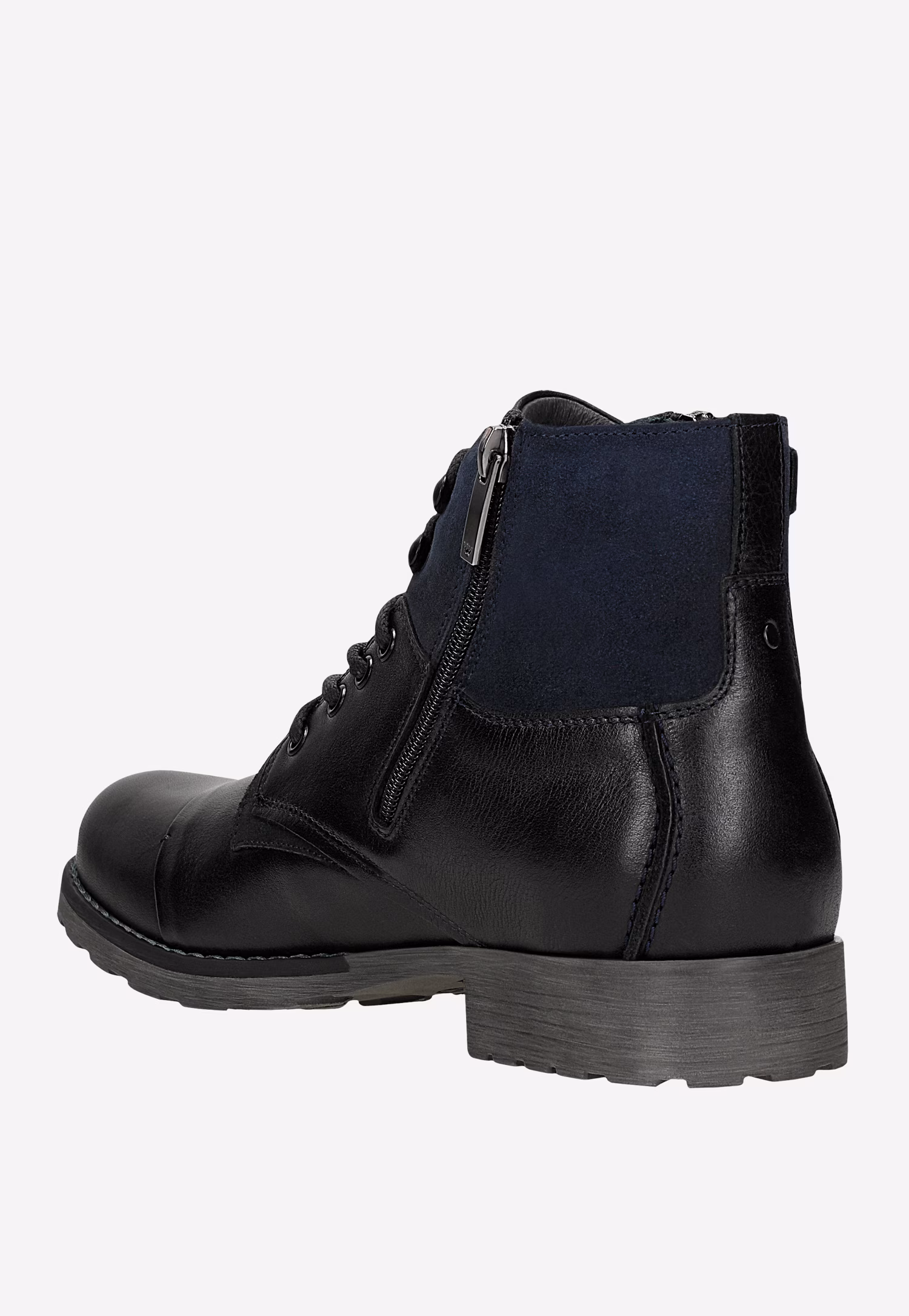 Sznurowane trzewiki męskie