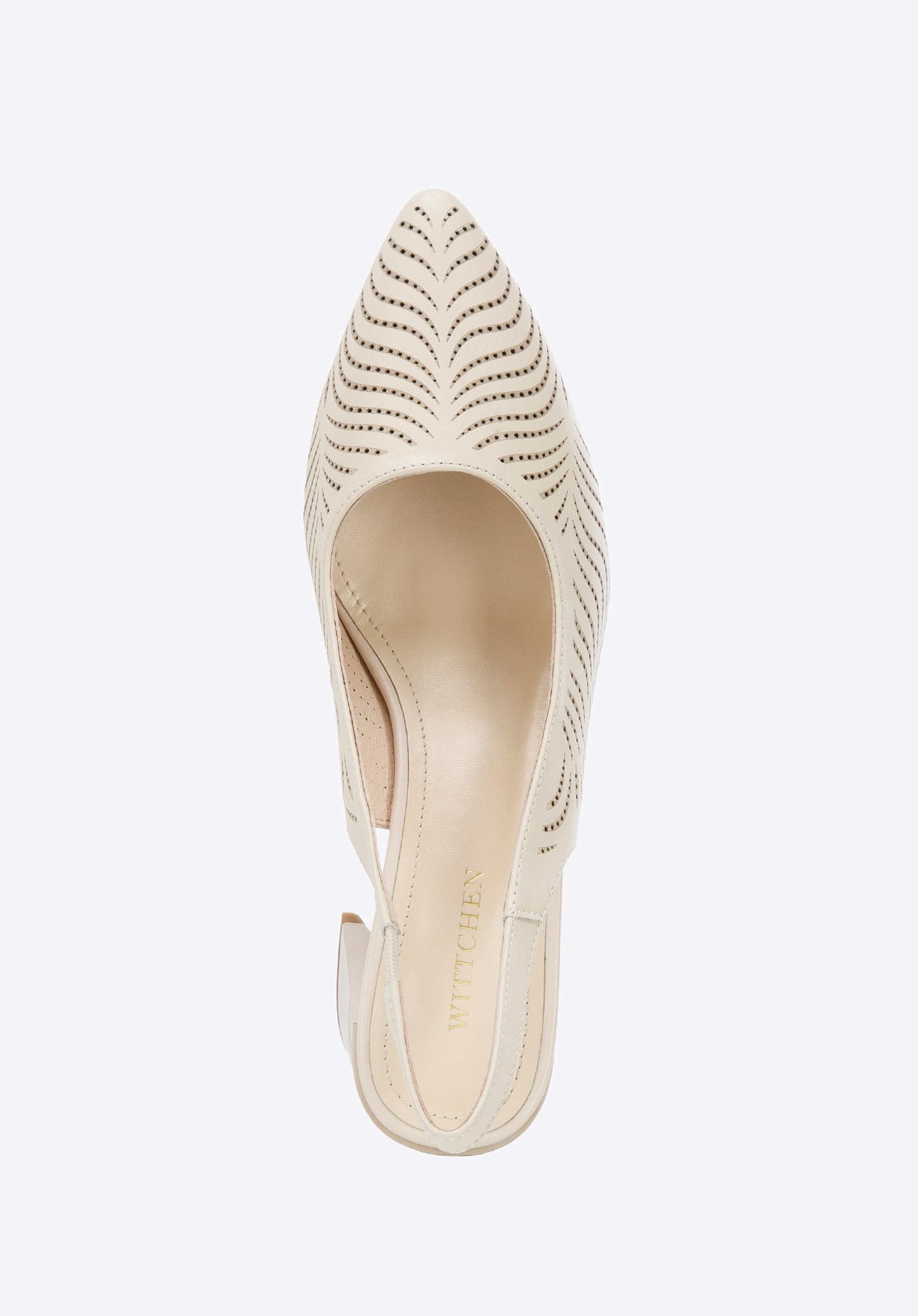 Czółenka z ażurowej skóry