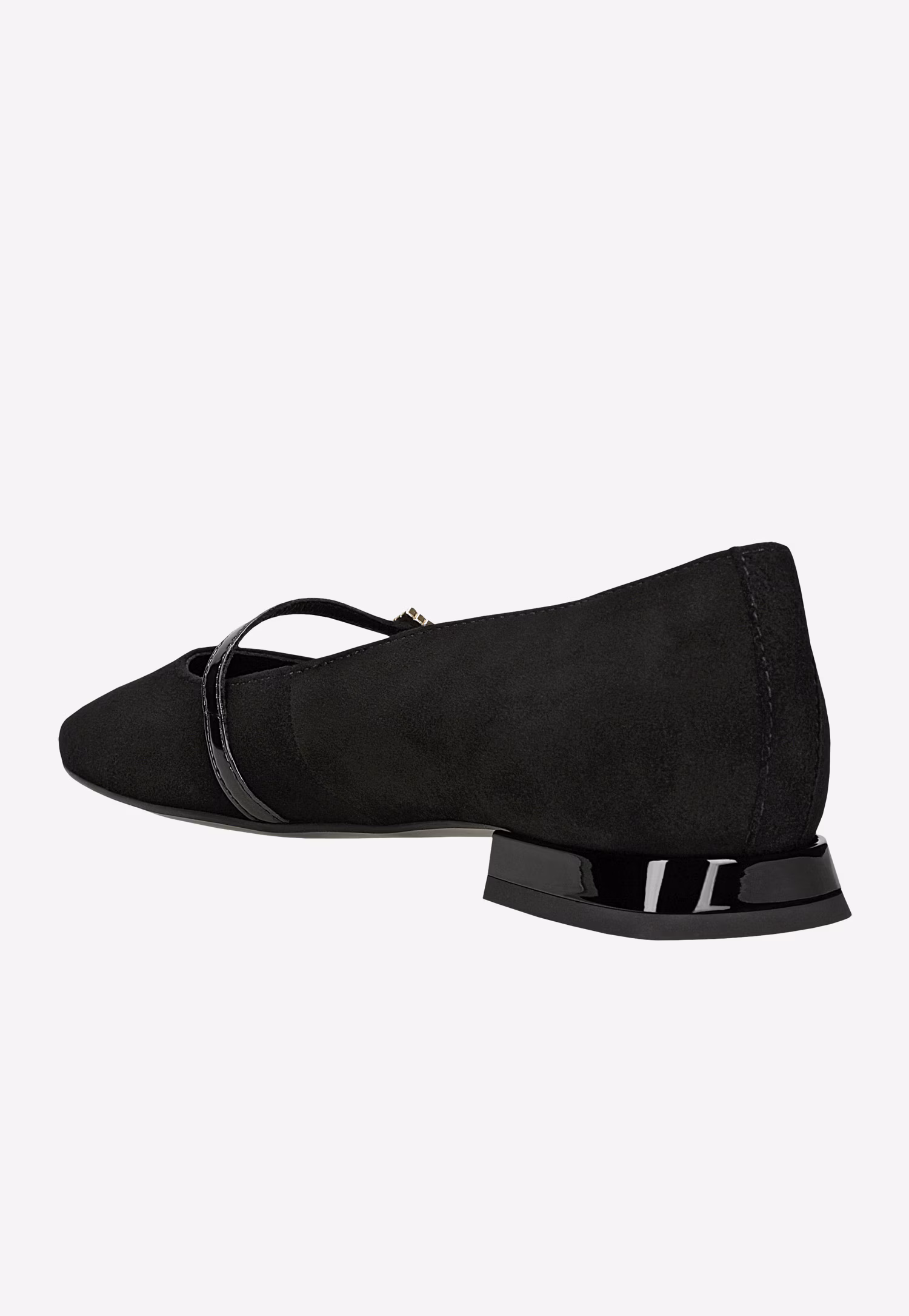 Czarne baleriny z lakierowanym paskiem na podbiciu