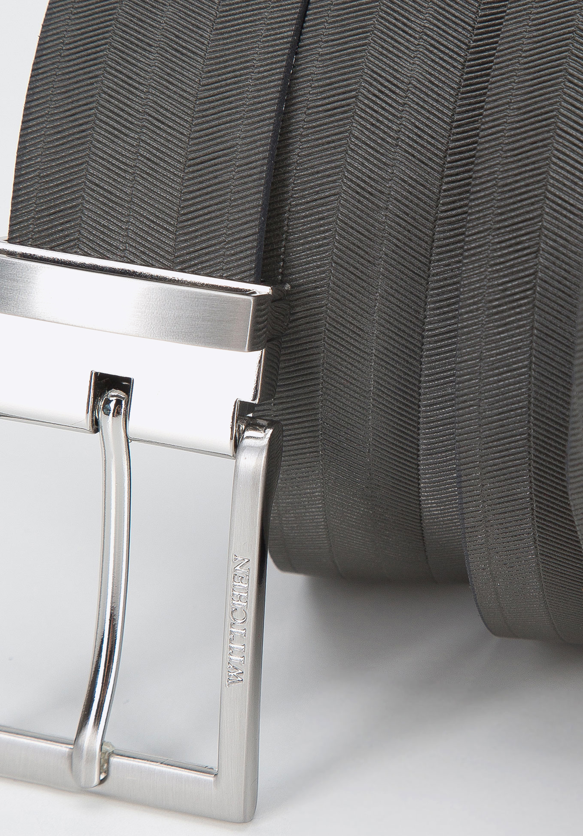 Męski pasek ze wzorem w jodełkę