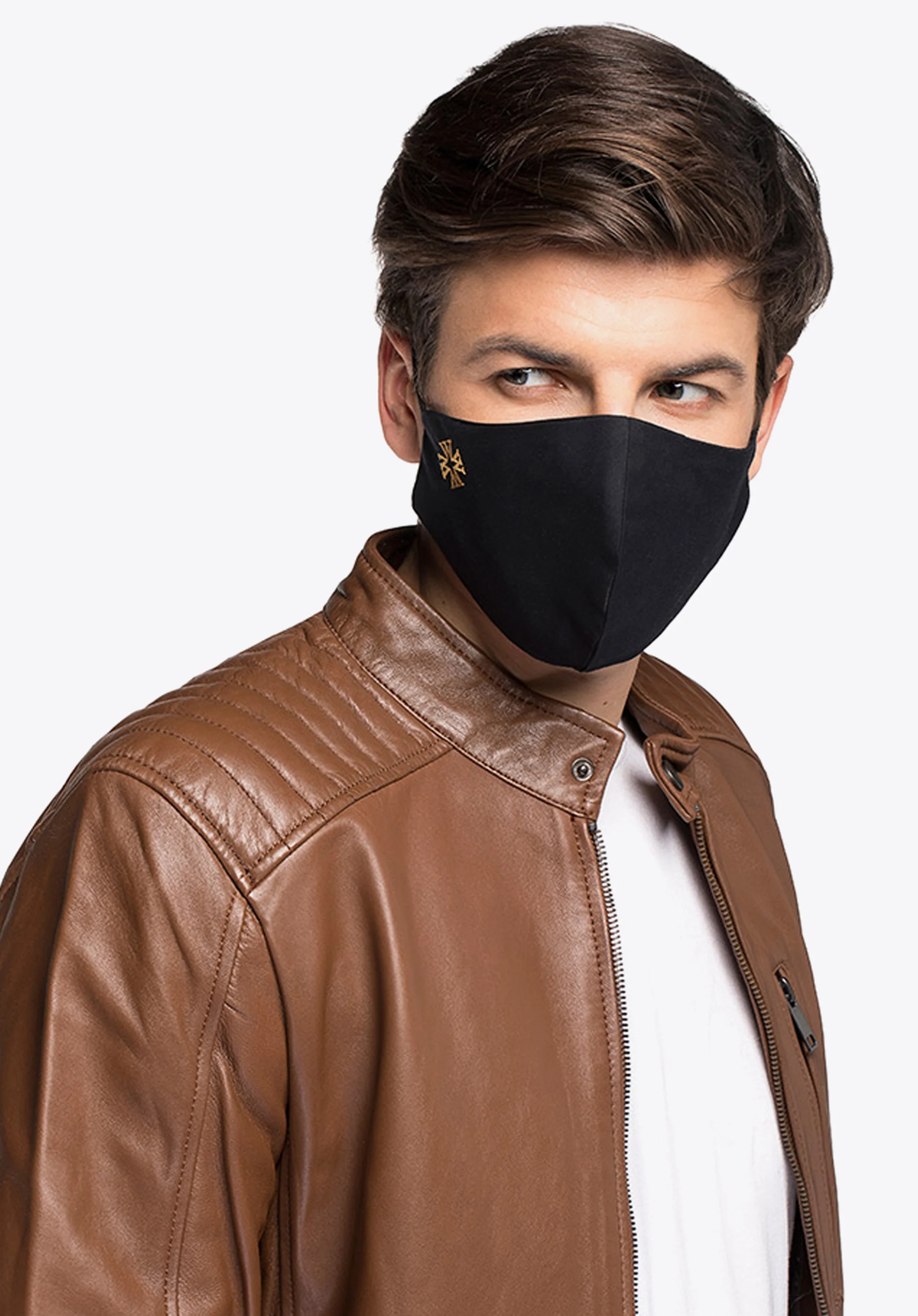 Maseczka bawełniana profilowana ze złotym monogramem